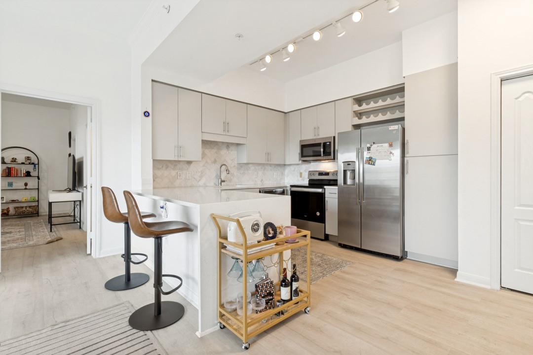 3225 Turtle Creek Boulevard Dallas TX 75219