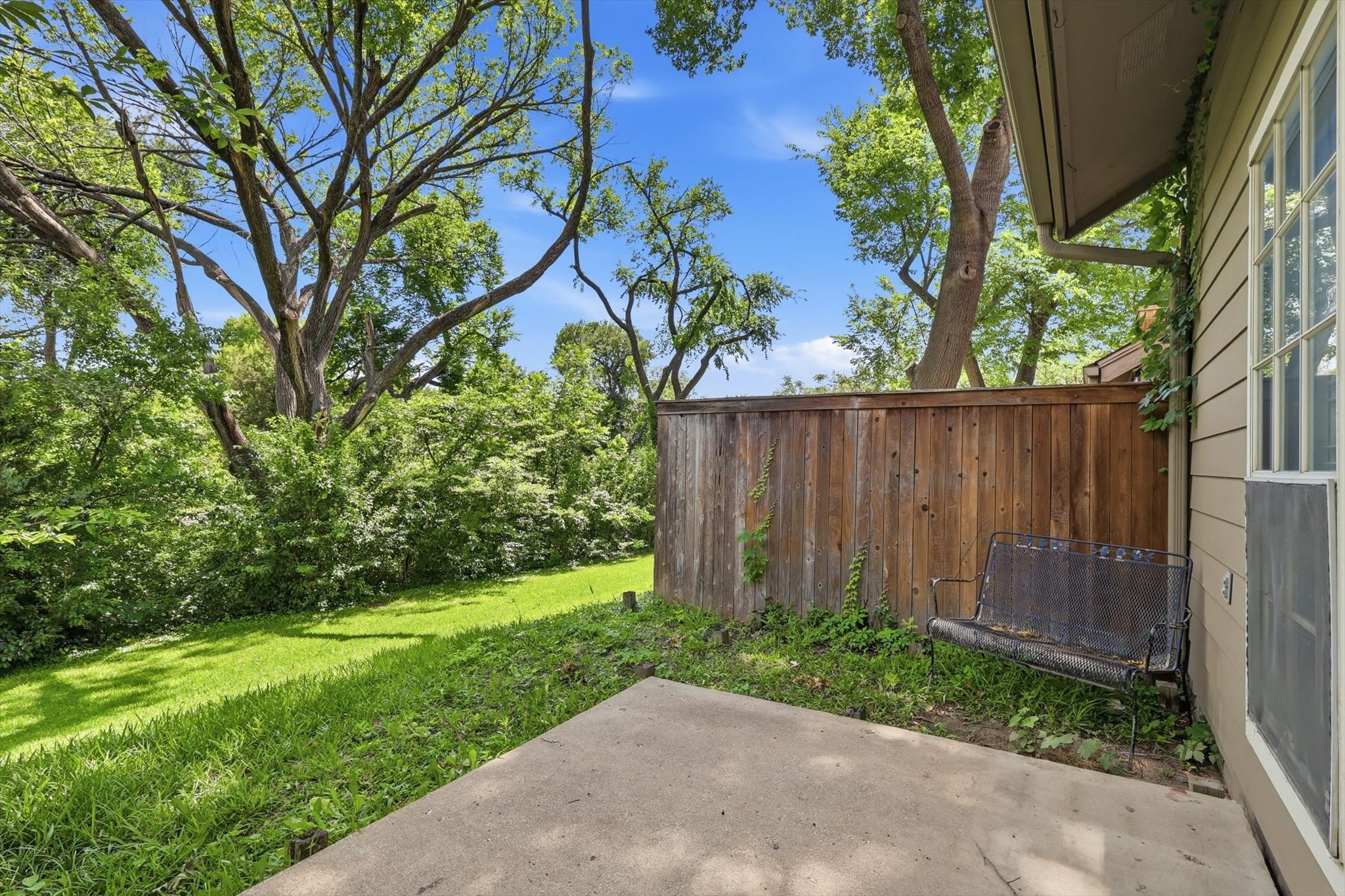 8430 Brittania Way Dallas TX 75243