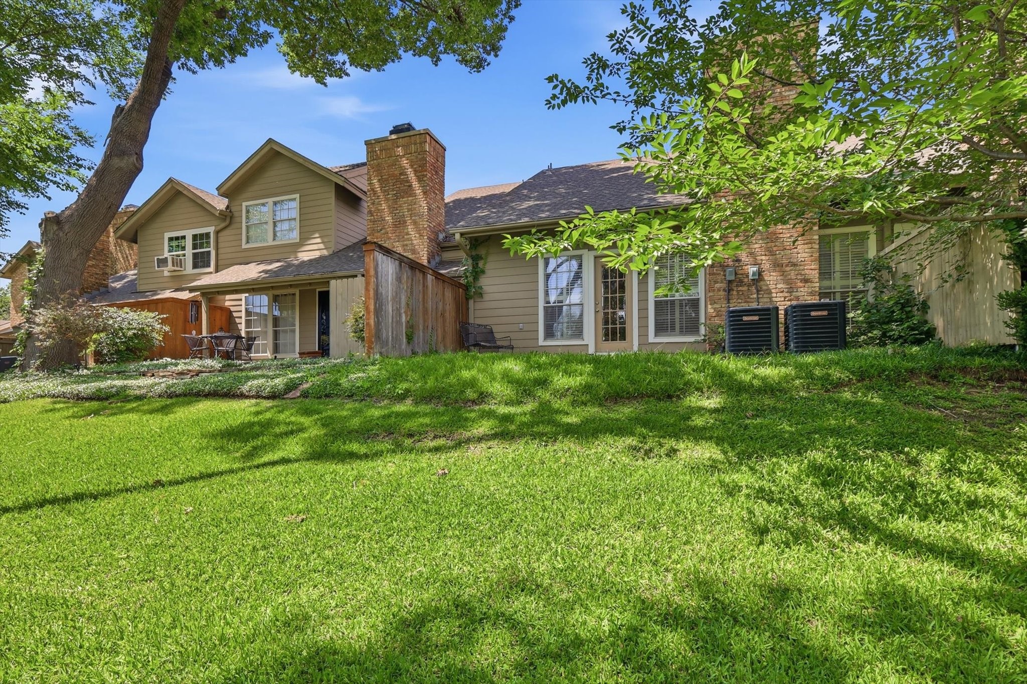 8430 Brittania Way Dallas TX 75243