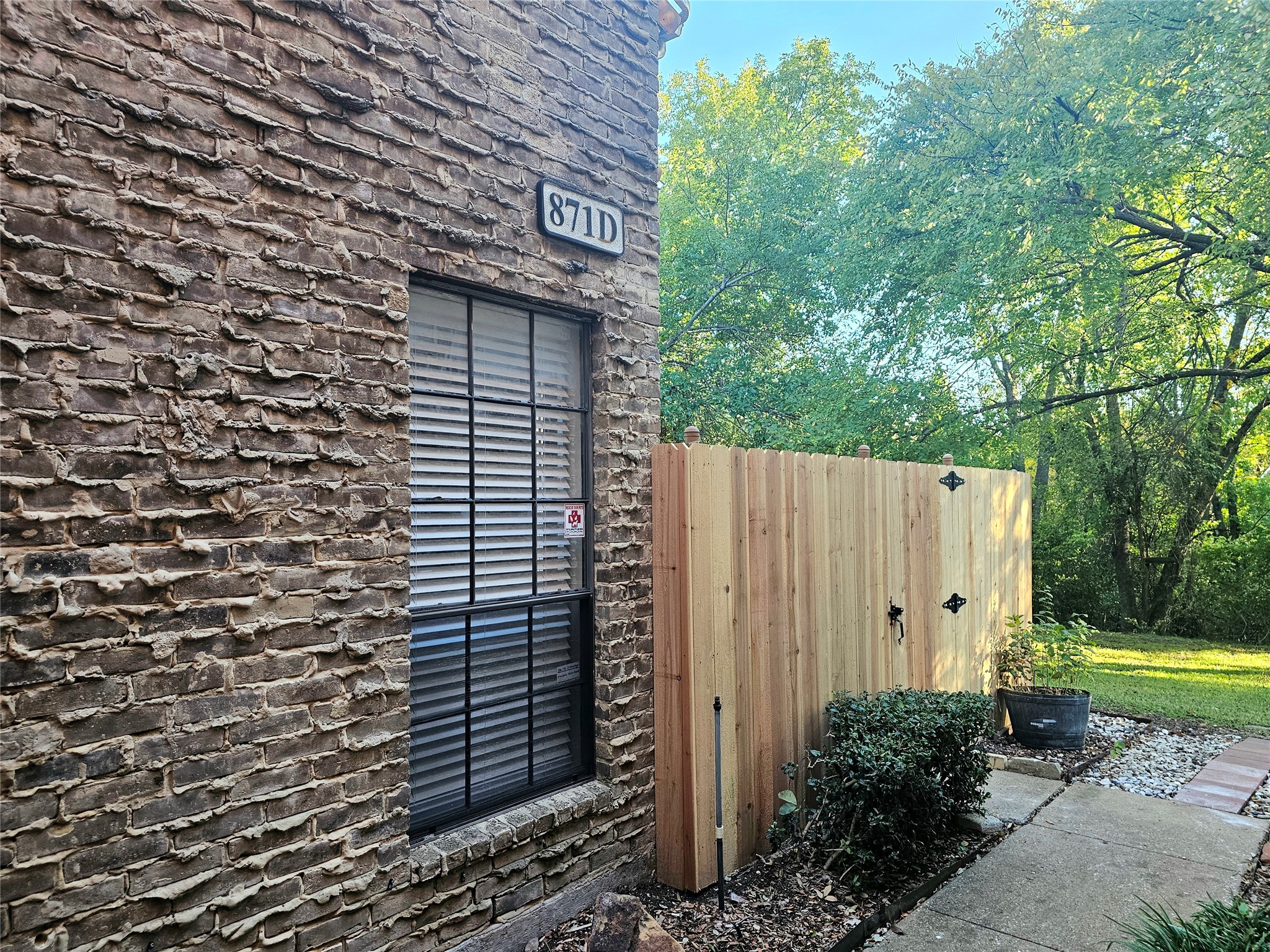 871 Dublin Drive Richardson TX 75080