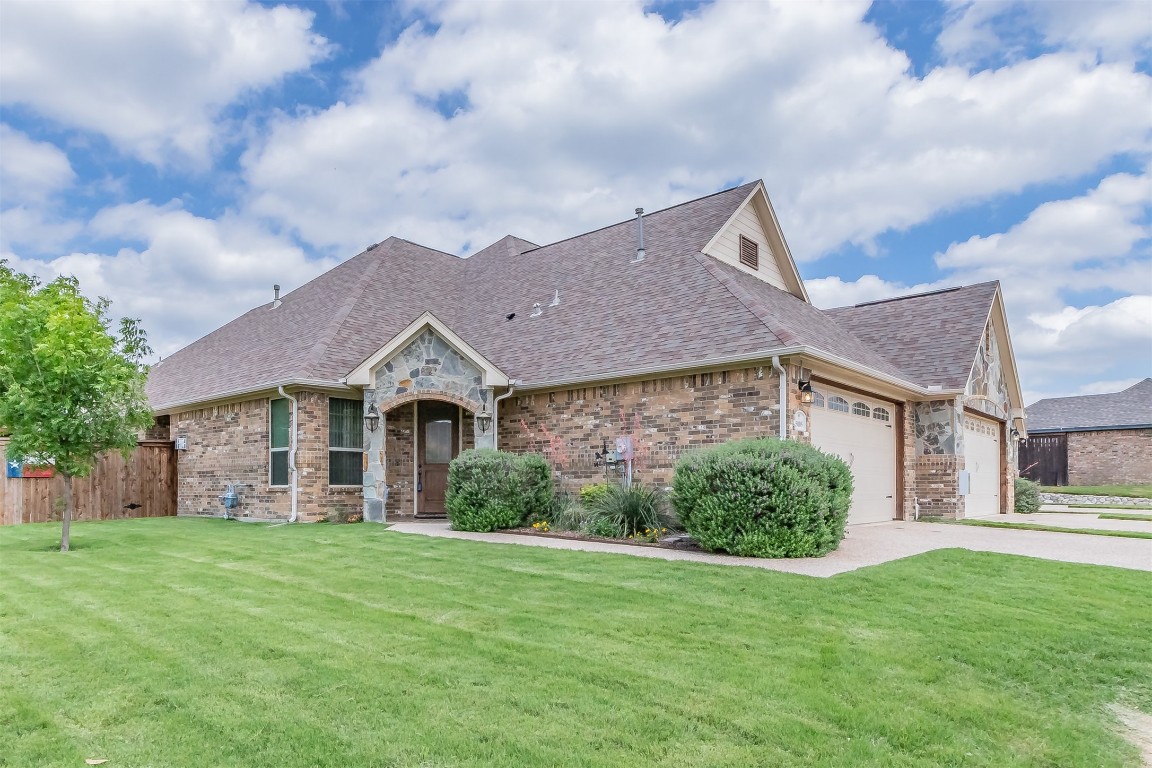5005 Giverny Lane Fort Worth TX 76116