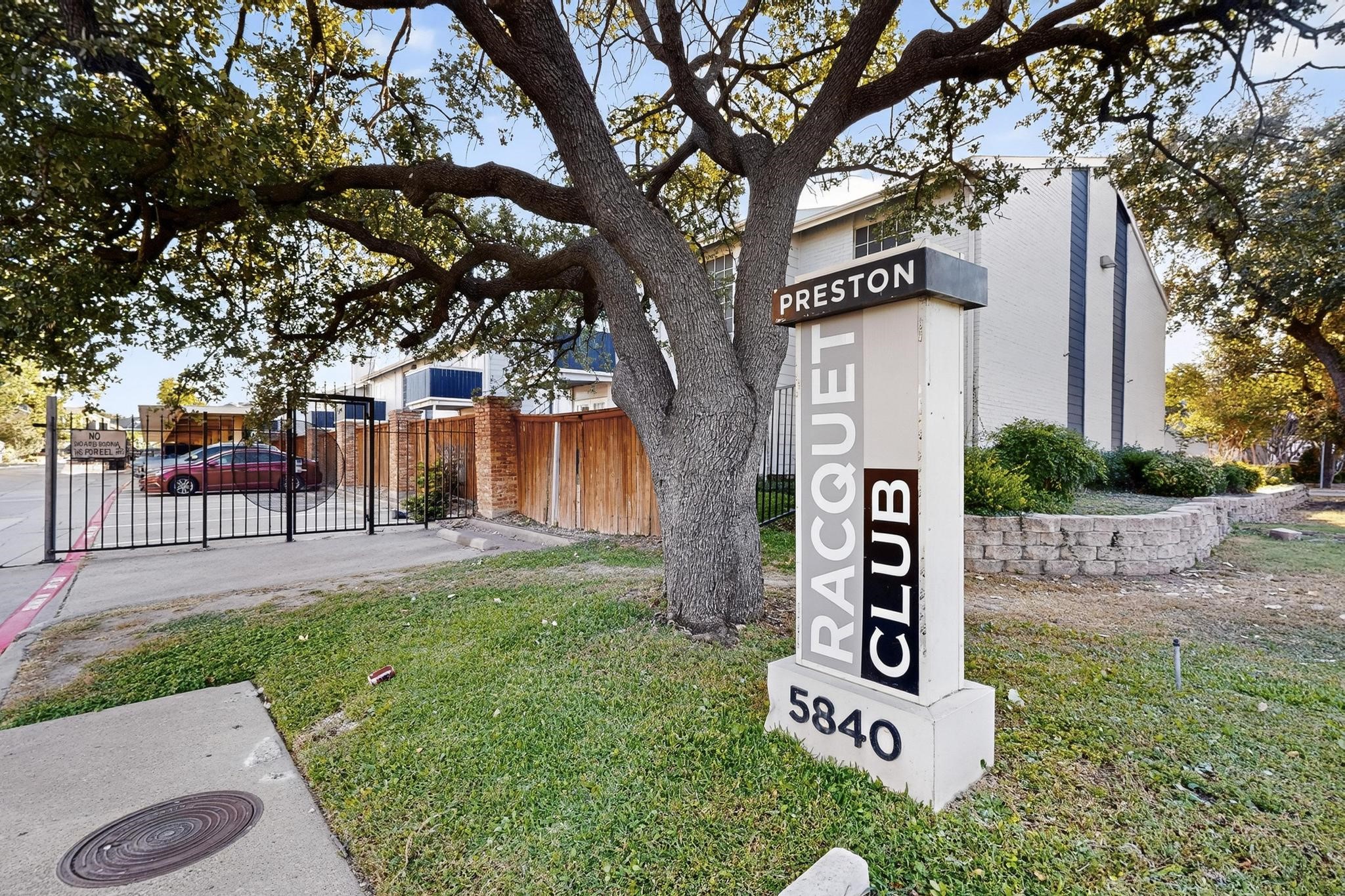 5840 Spring Valley Road Dallas TX 75254