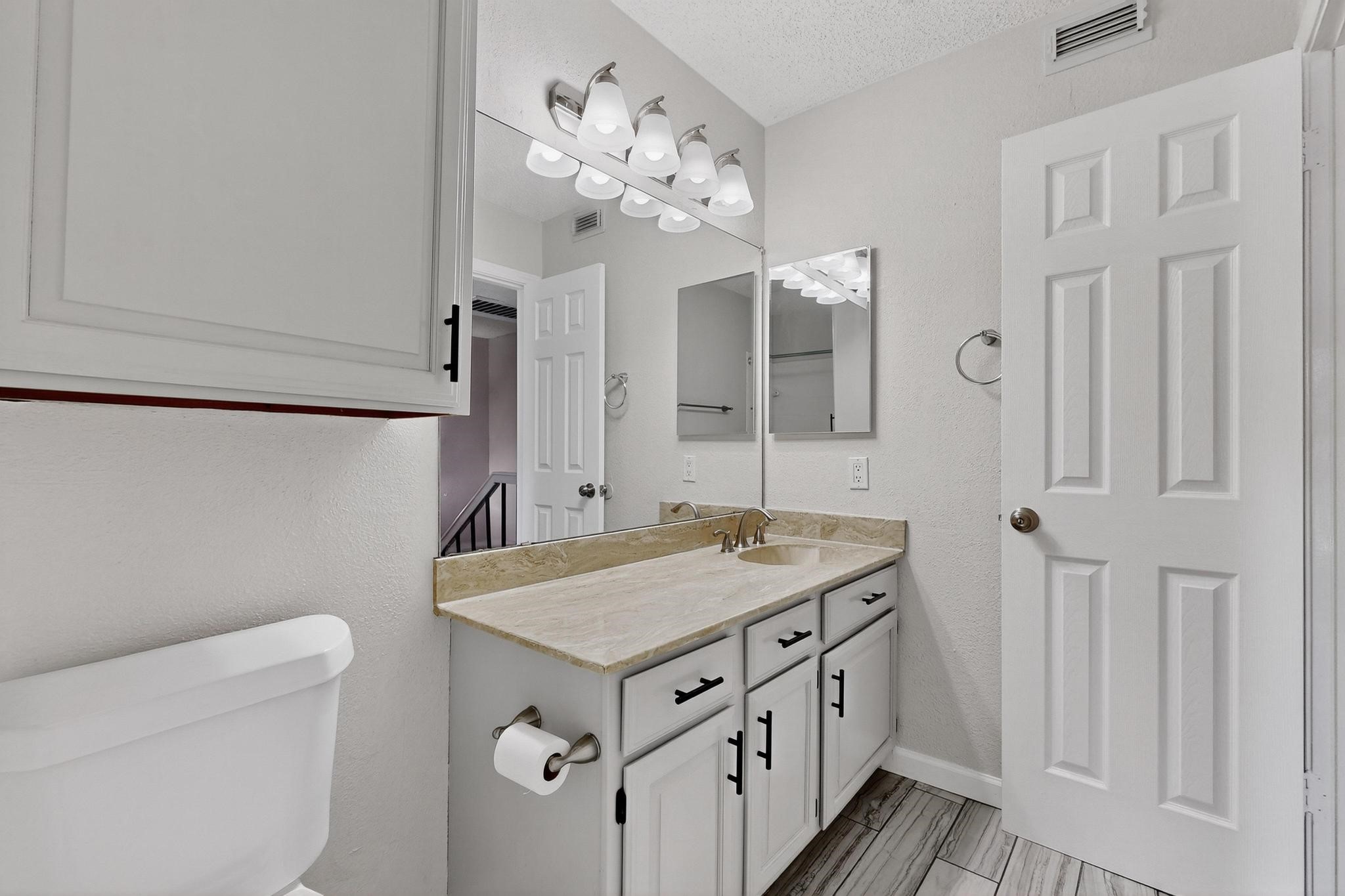 5840 Spring Valley Road Dallas TX 75254