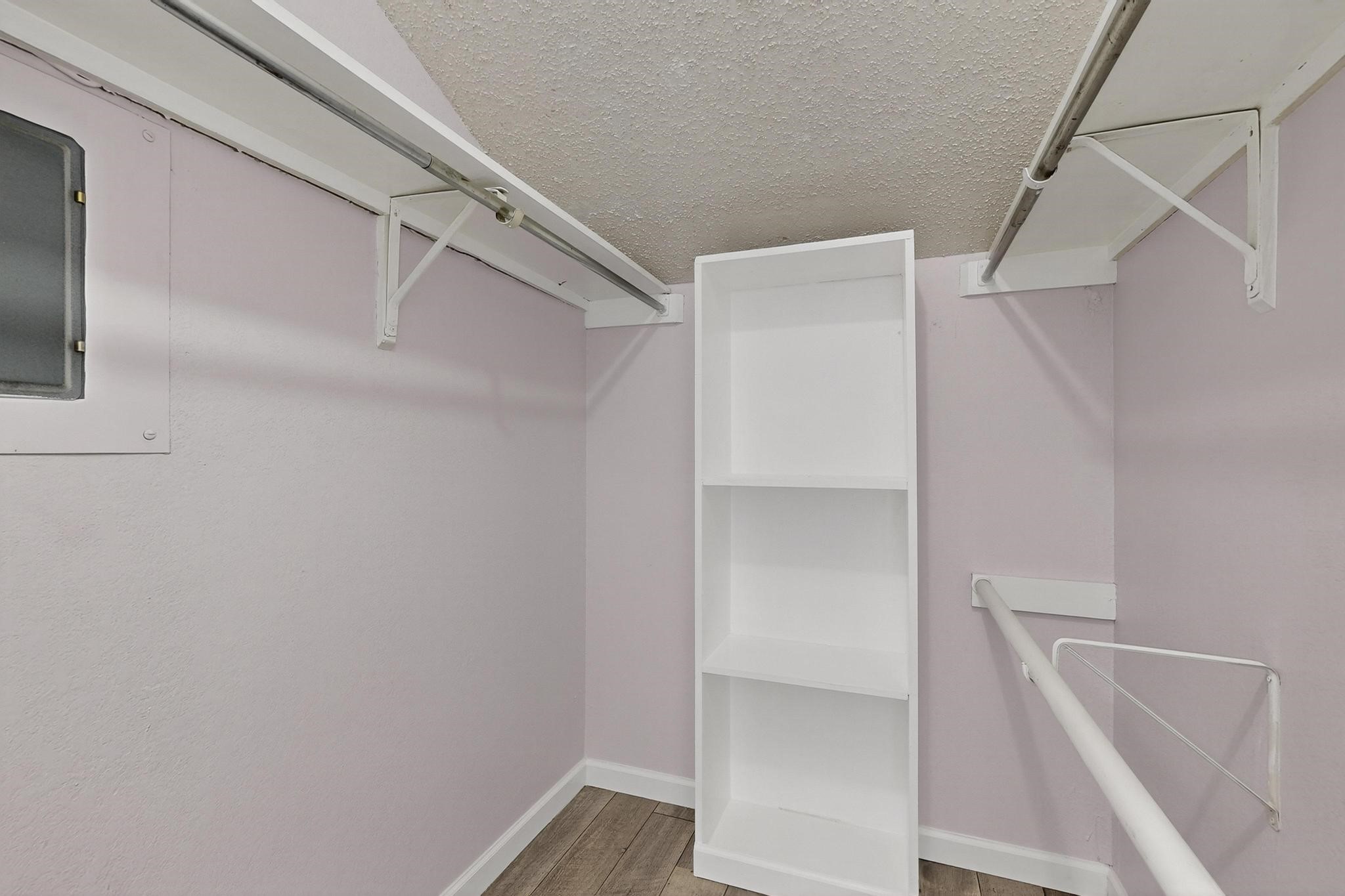 5840 Spring Valley Road Dallas TX 75254