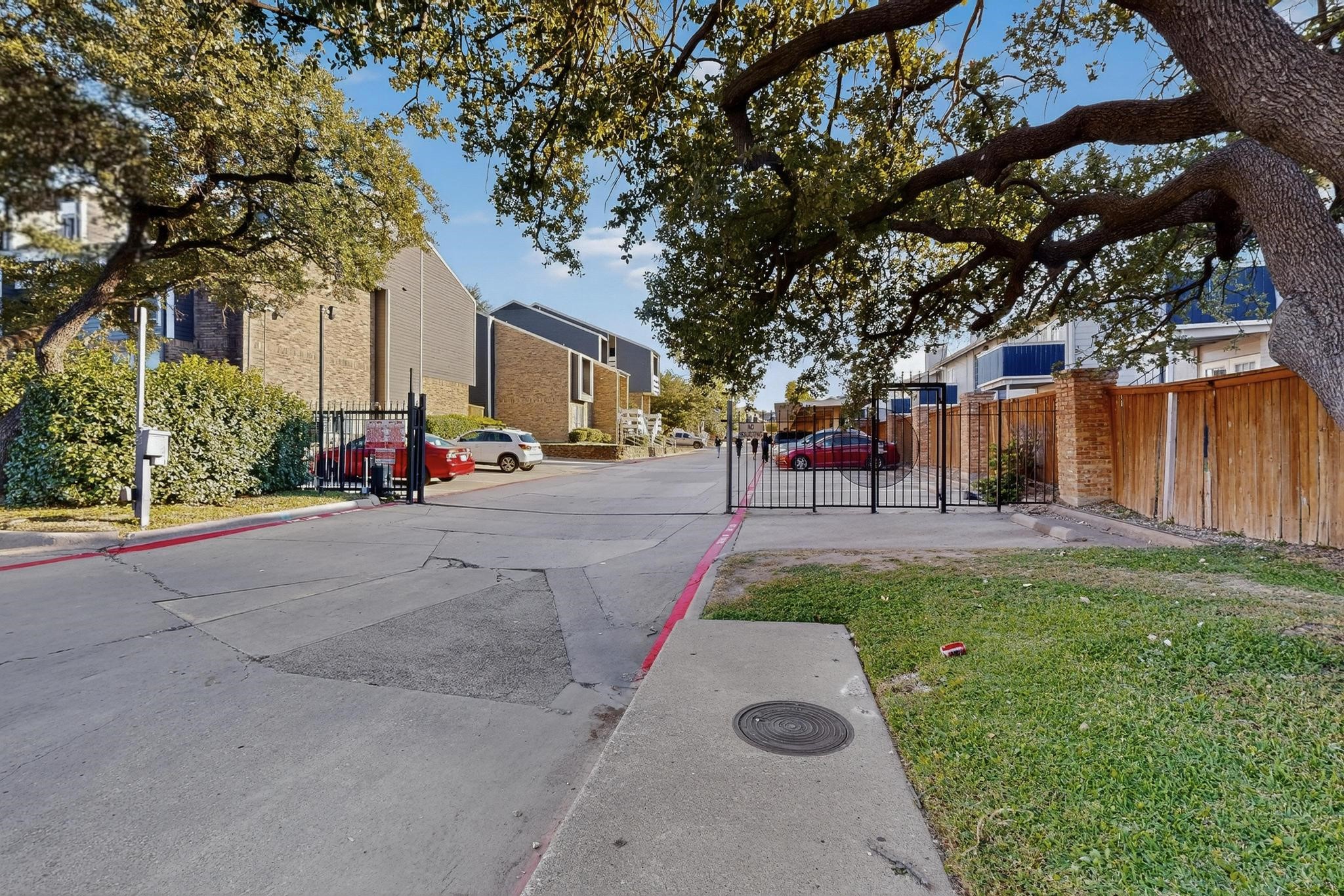 5840 Spring Valley Road Dallas TX 75254