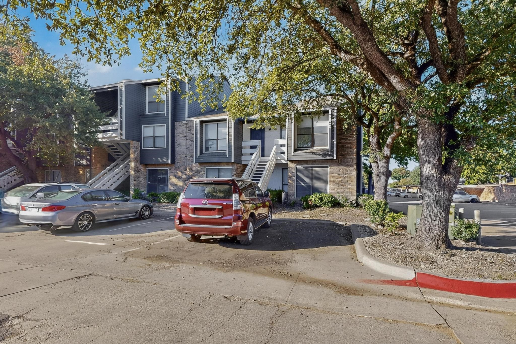 5840 Spring Valley Road Dallas TX 75254