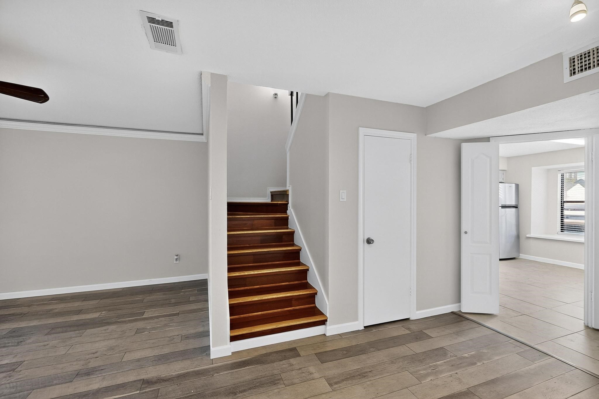 5840 Spring Valley Road Dallas TX 75254