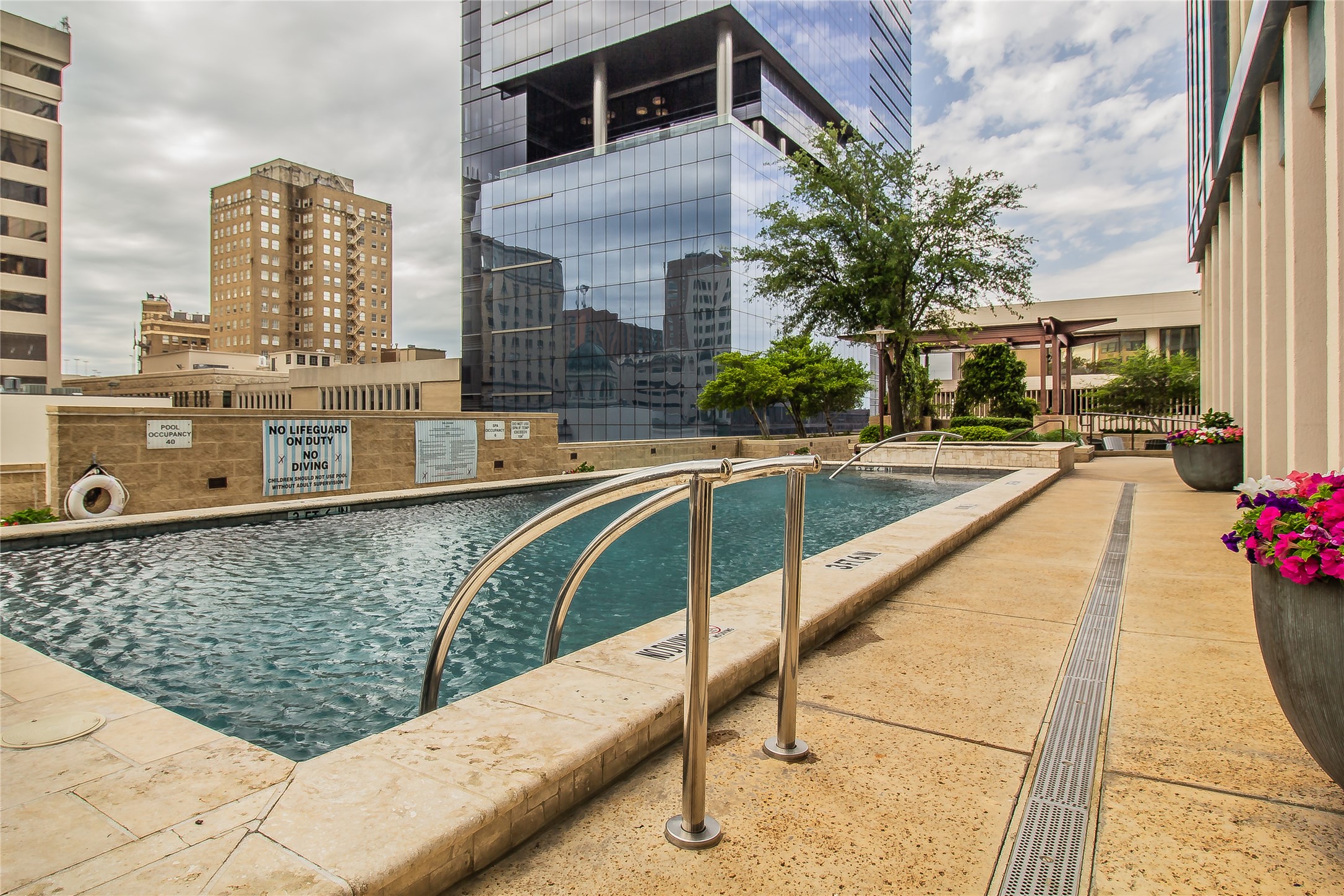 500 Throckmorton Street Fort Worth TX 76102