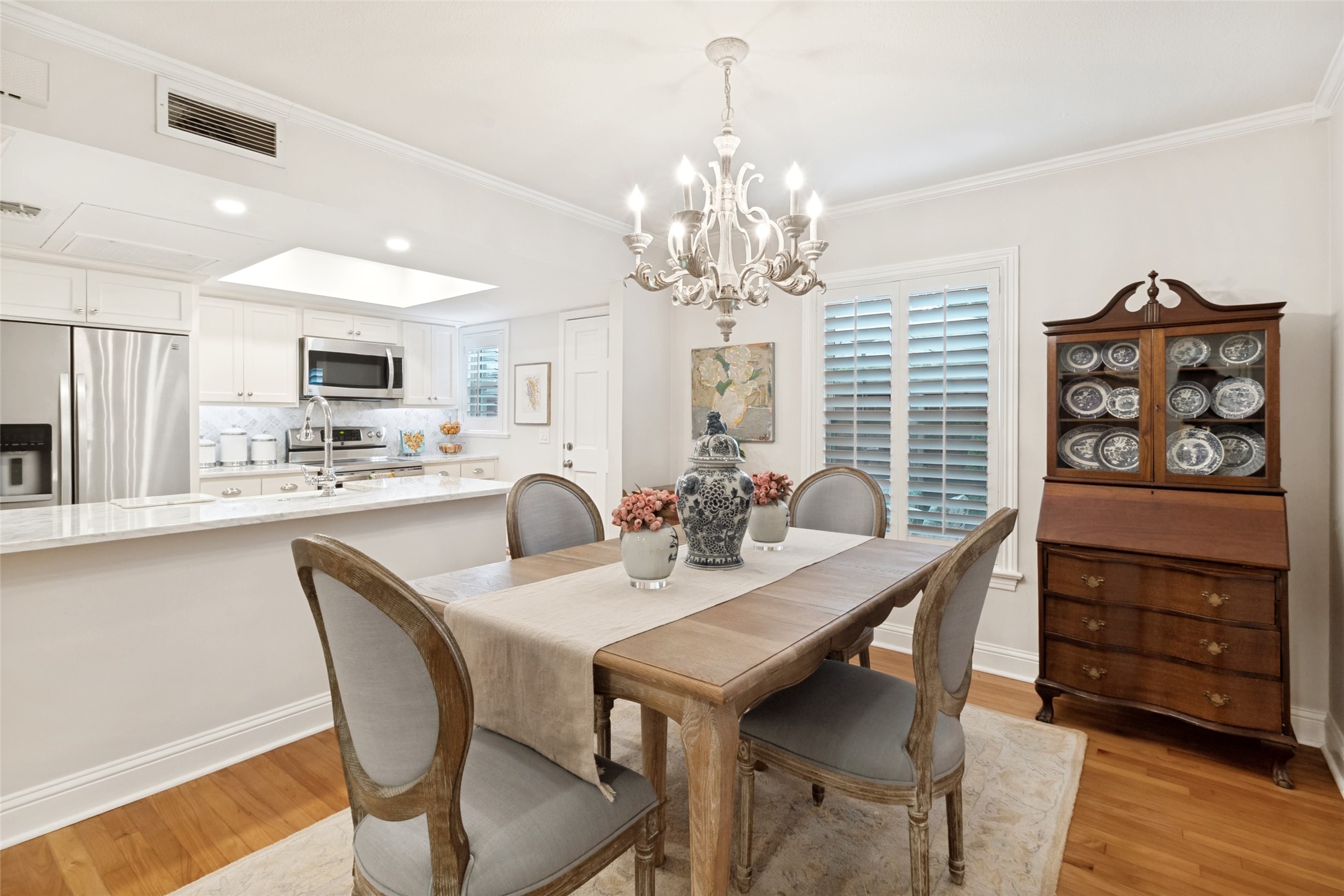 6352 Bordeaux Avenue Dallas TX 75209