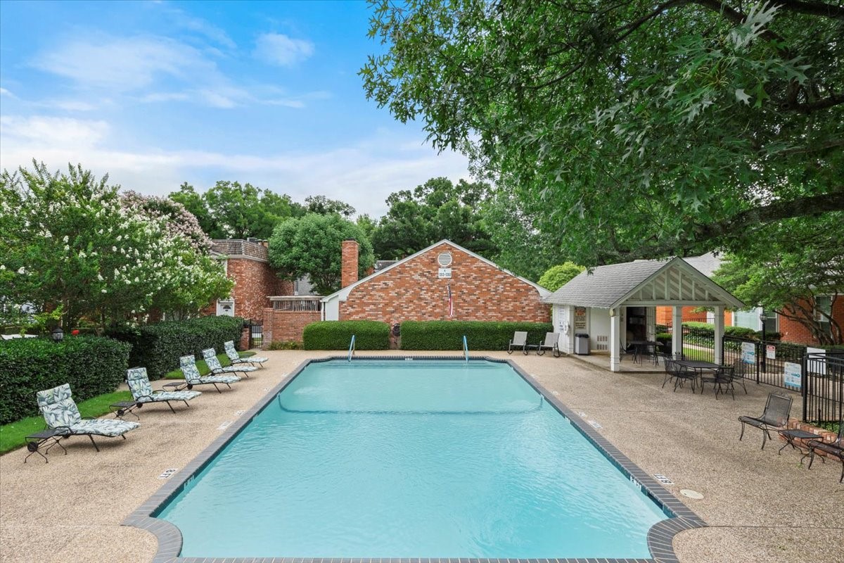 1357 Roaring Springs Road Fort Worth TX 76114