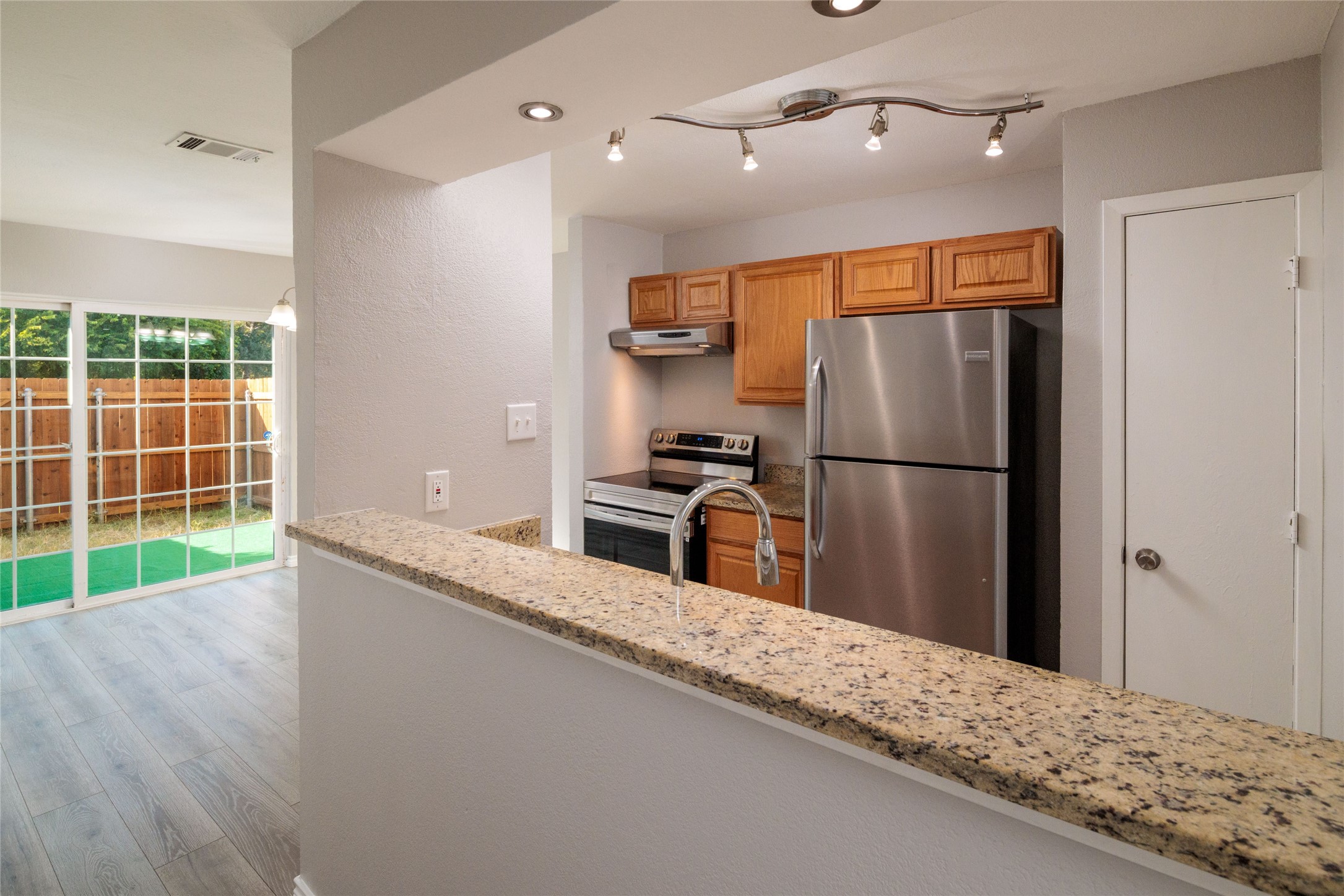 151 Winchester Drive Euless TX 76039