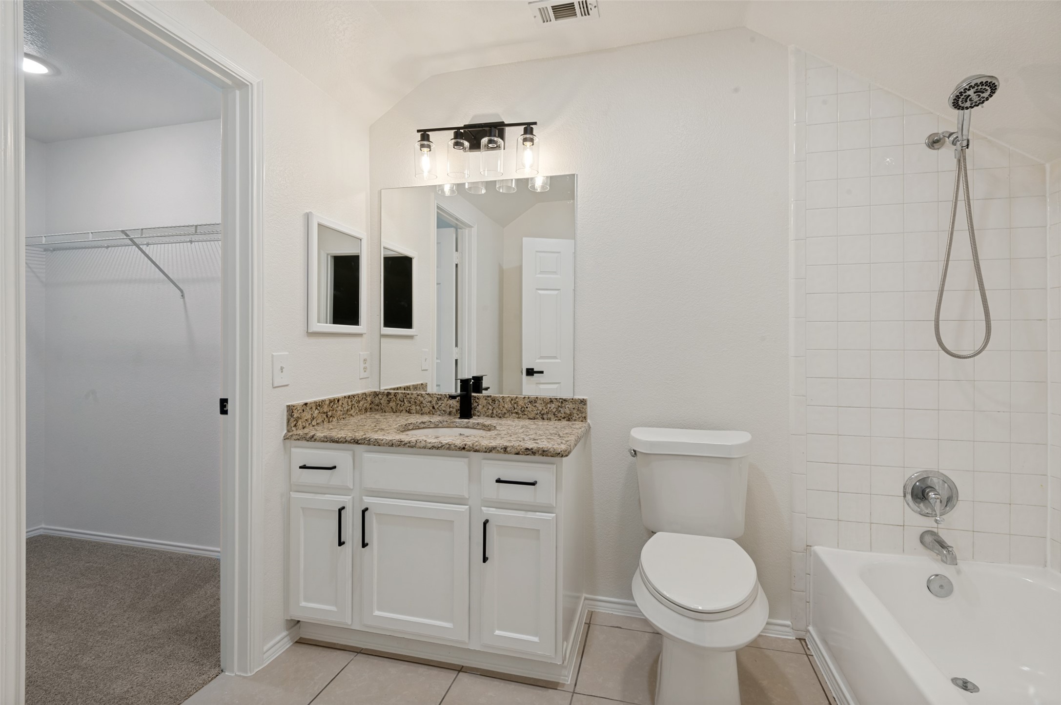 1004 Bridges Drive Arlington TX 76012