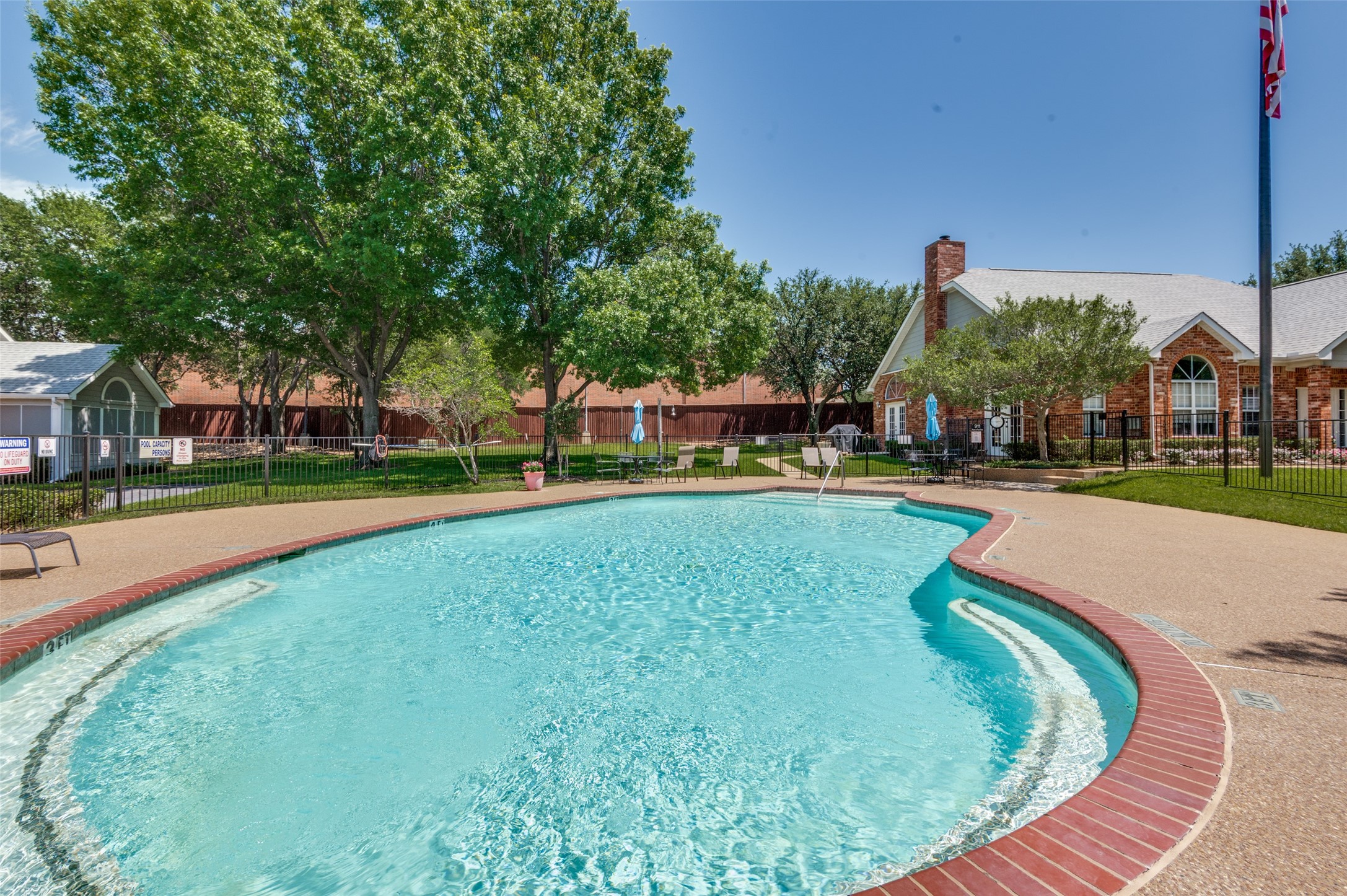 1004 Bridges Drive Arlington TX 76012
