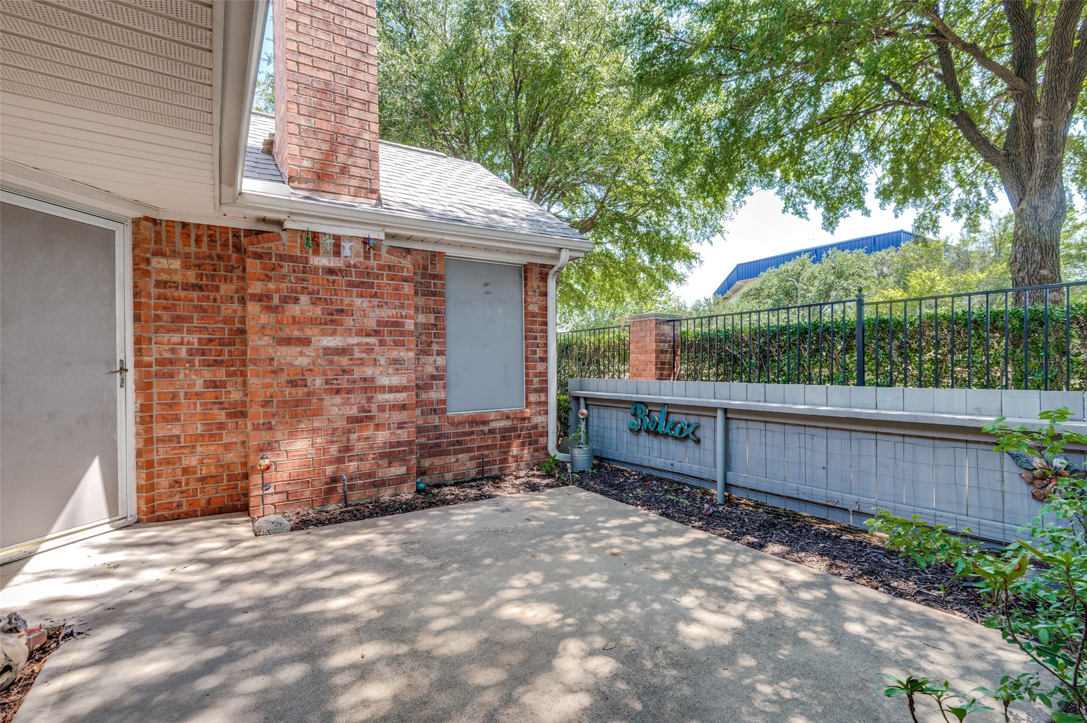1004 Bridges Drive Arlington TX 76012