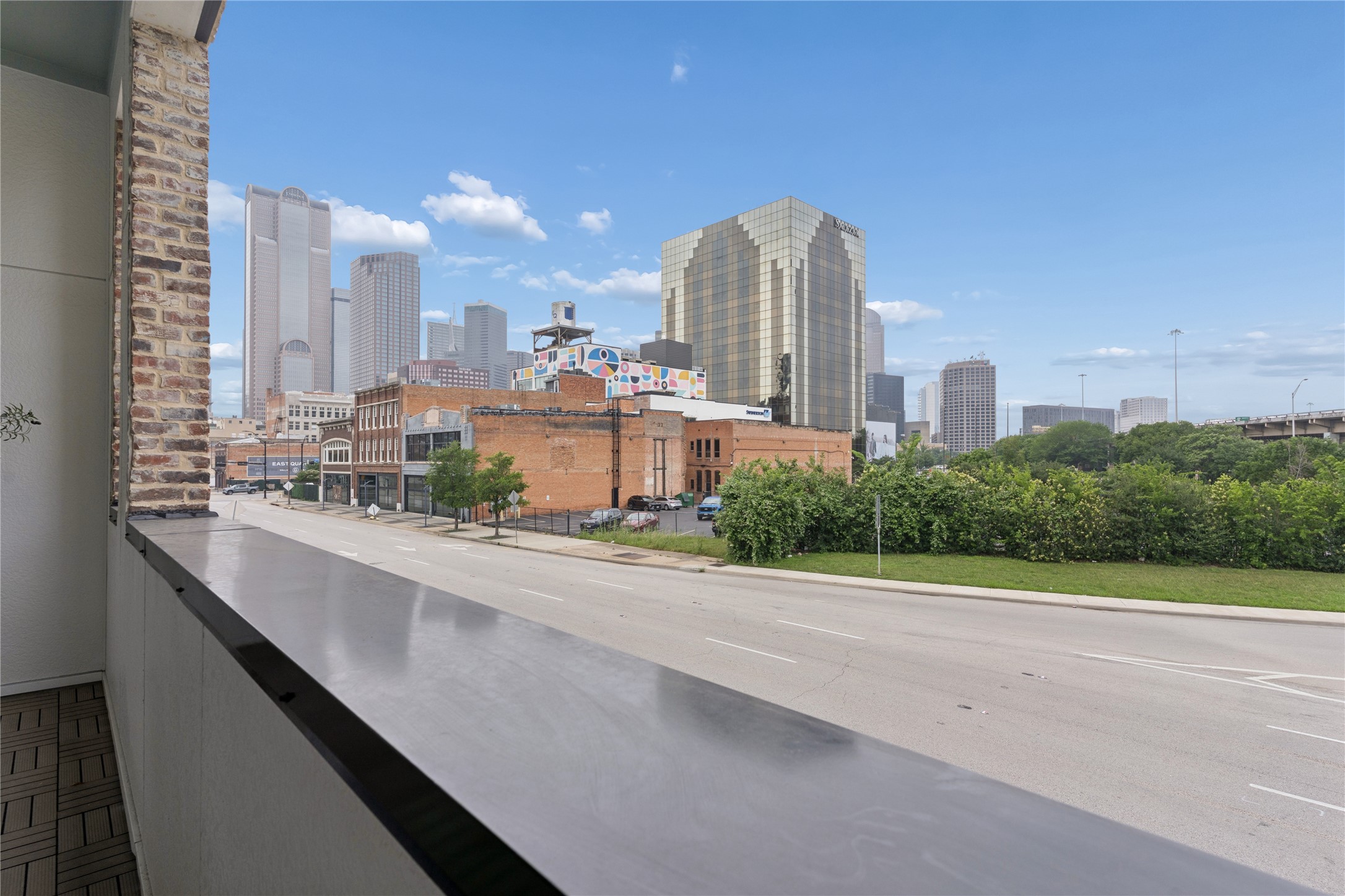 2401 Canton Street Dallas TX 75201