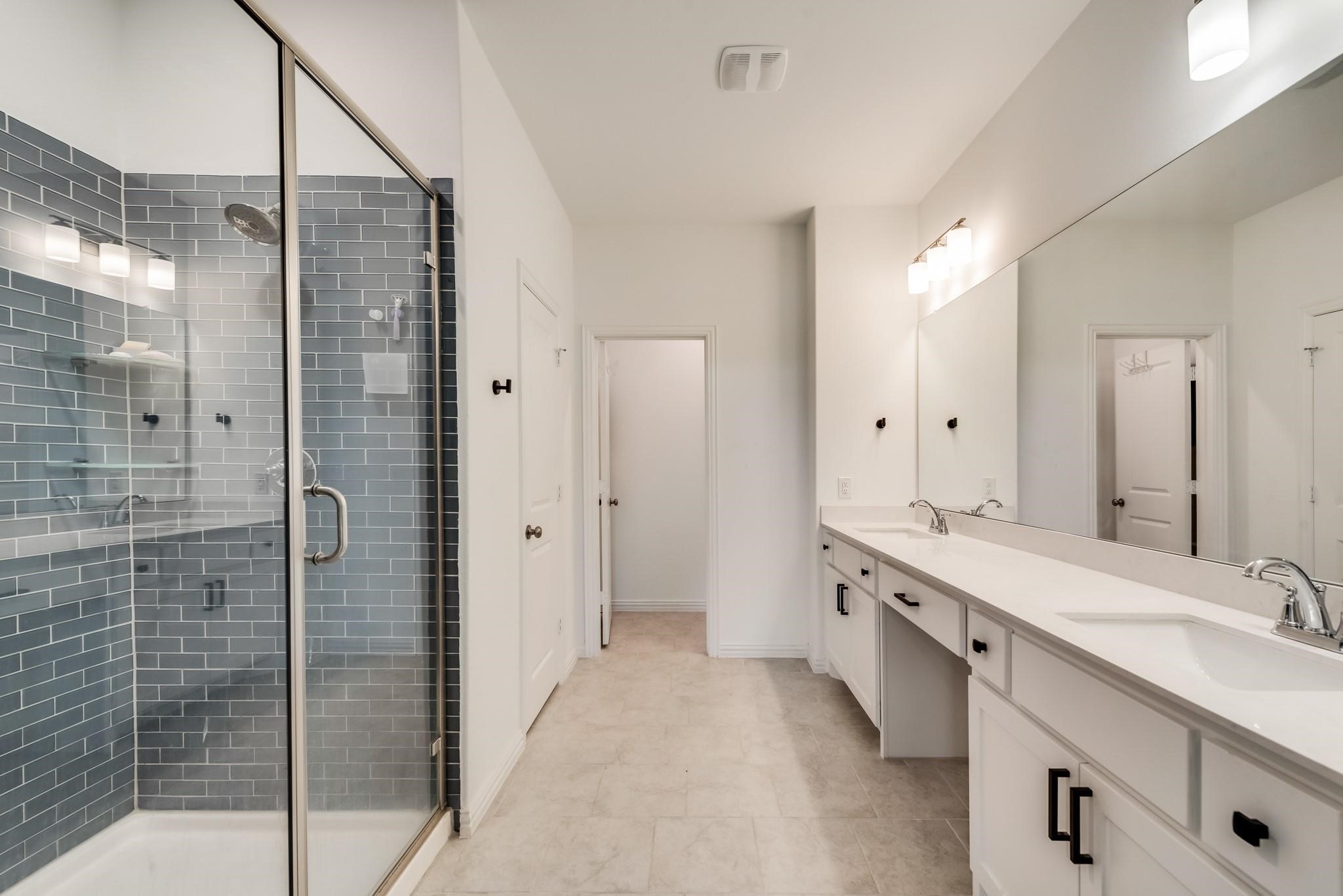 2514 Barnwood Lane Garland TX 75042
