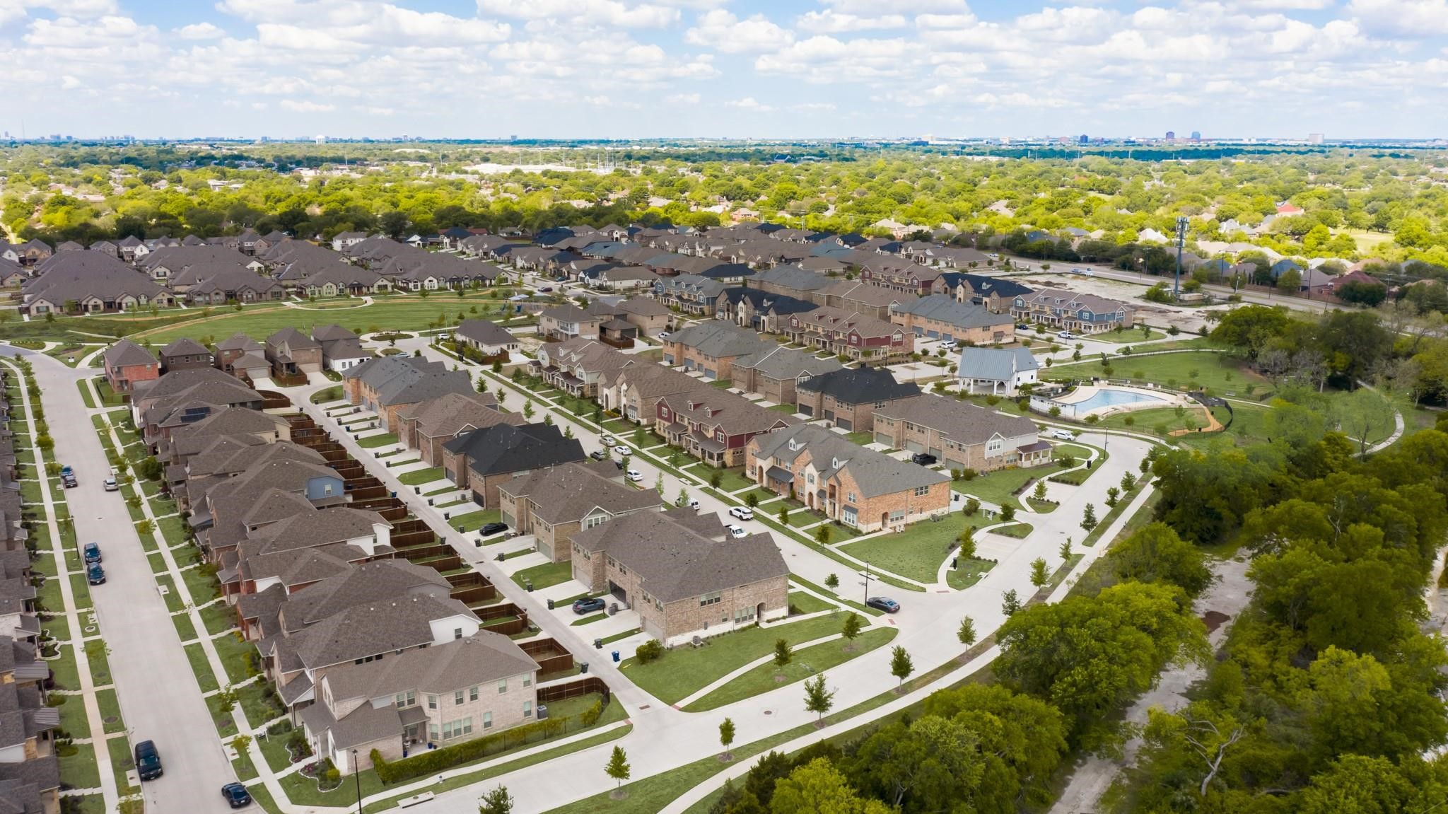 2514 Barnwood Lane Garland TX 75042