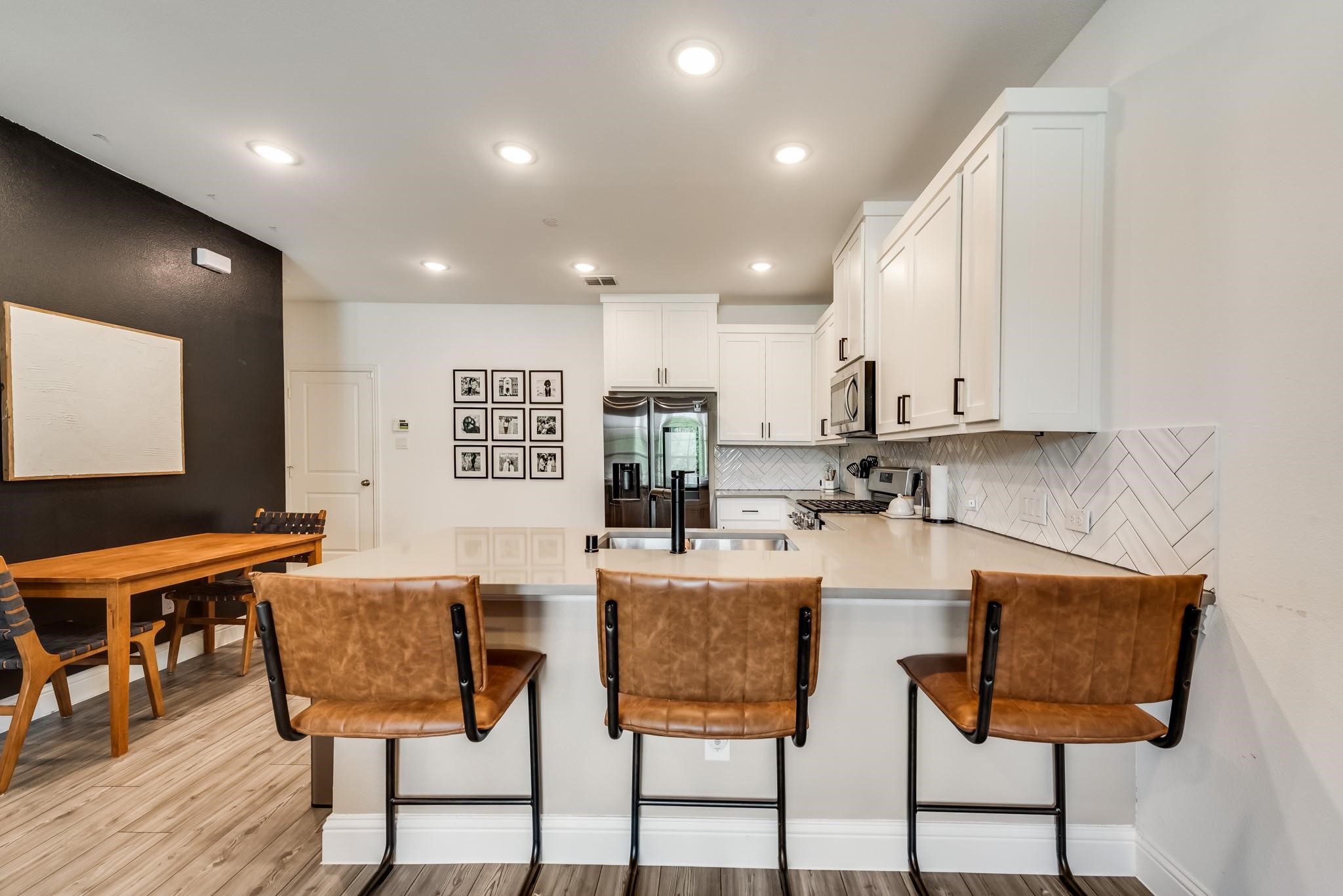 2514 Barnwood Lane Garland TX 75042