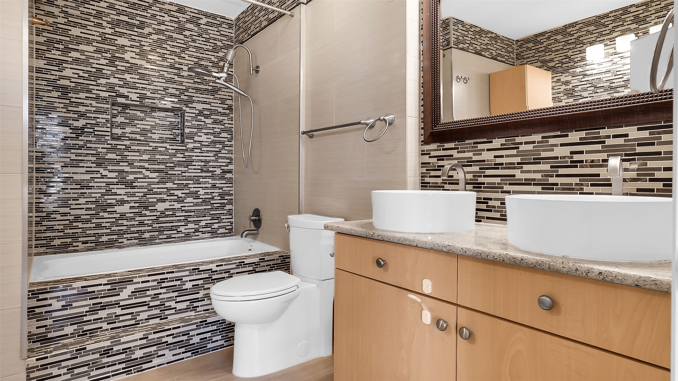 3225 Turtle Creek Boulevard Dallas TX 75219