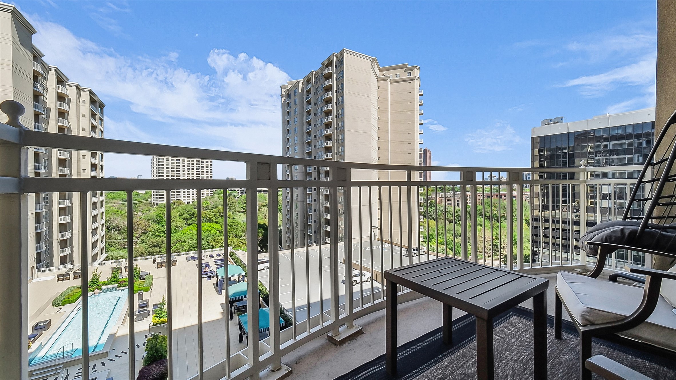 3225 Turtle Creek Boulevard Dallas TX 75219