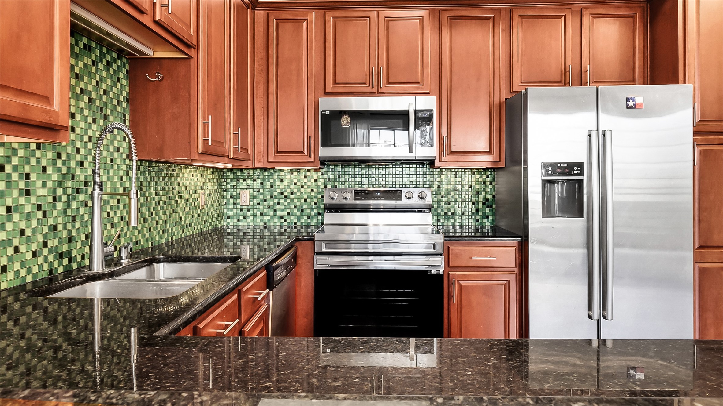 3225 Turtle Creek Boulevard Dallas TX 75219