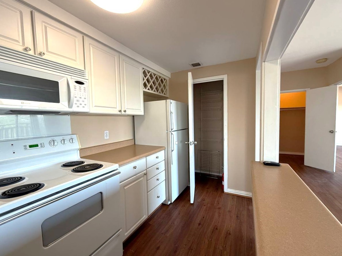 6211 W Northwest Highway Dallas TX 75225