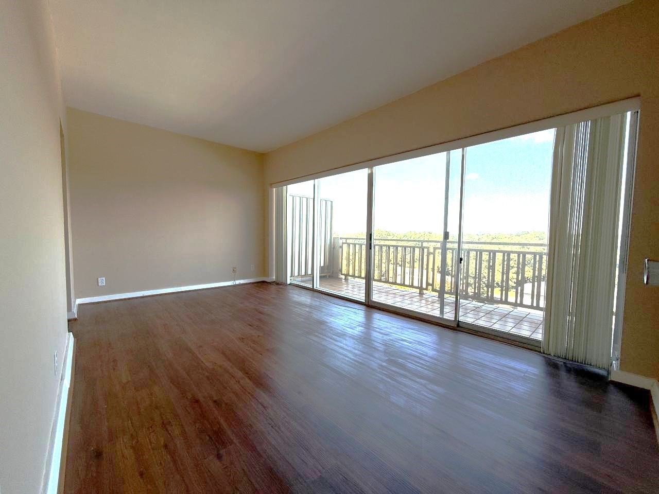 6211 W Northwest Highway Dallas TX 75225
