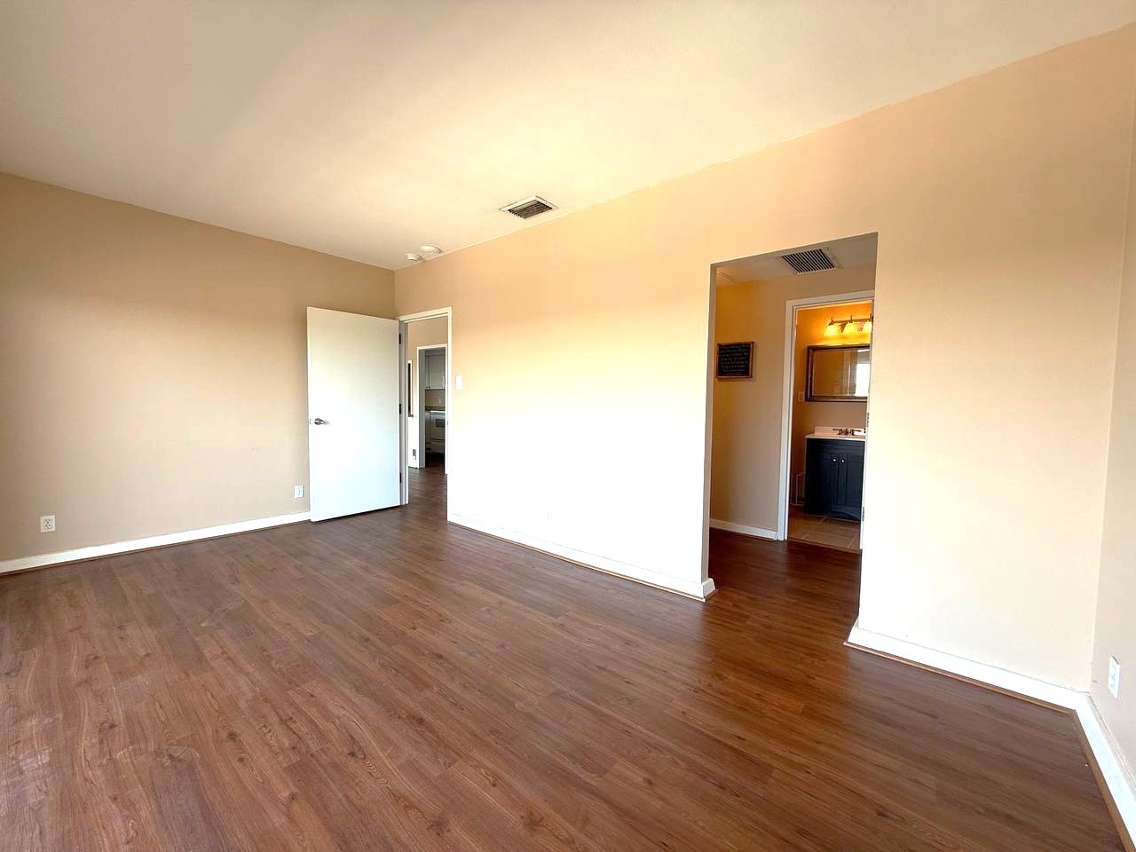 6211 W Northwest Highway Dallas TX 75225