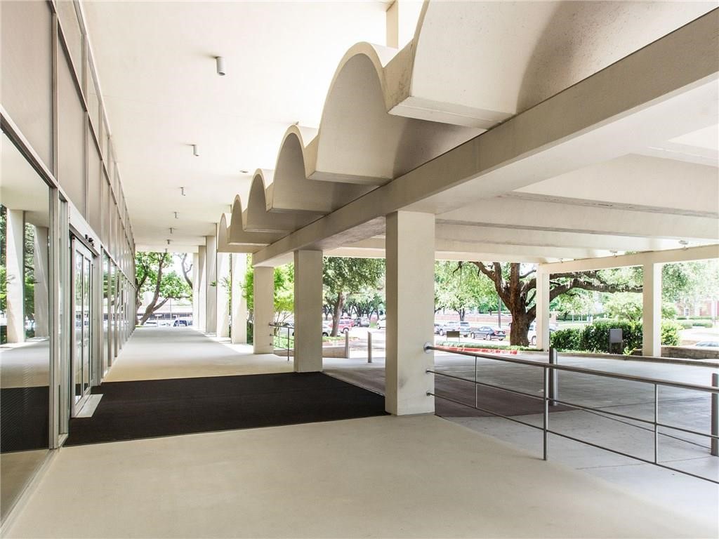 6211 W Northwest Highway Dallas TX 75225