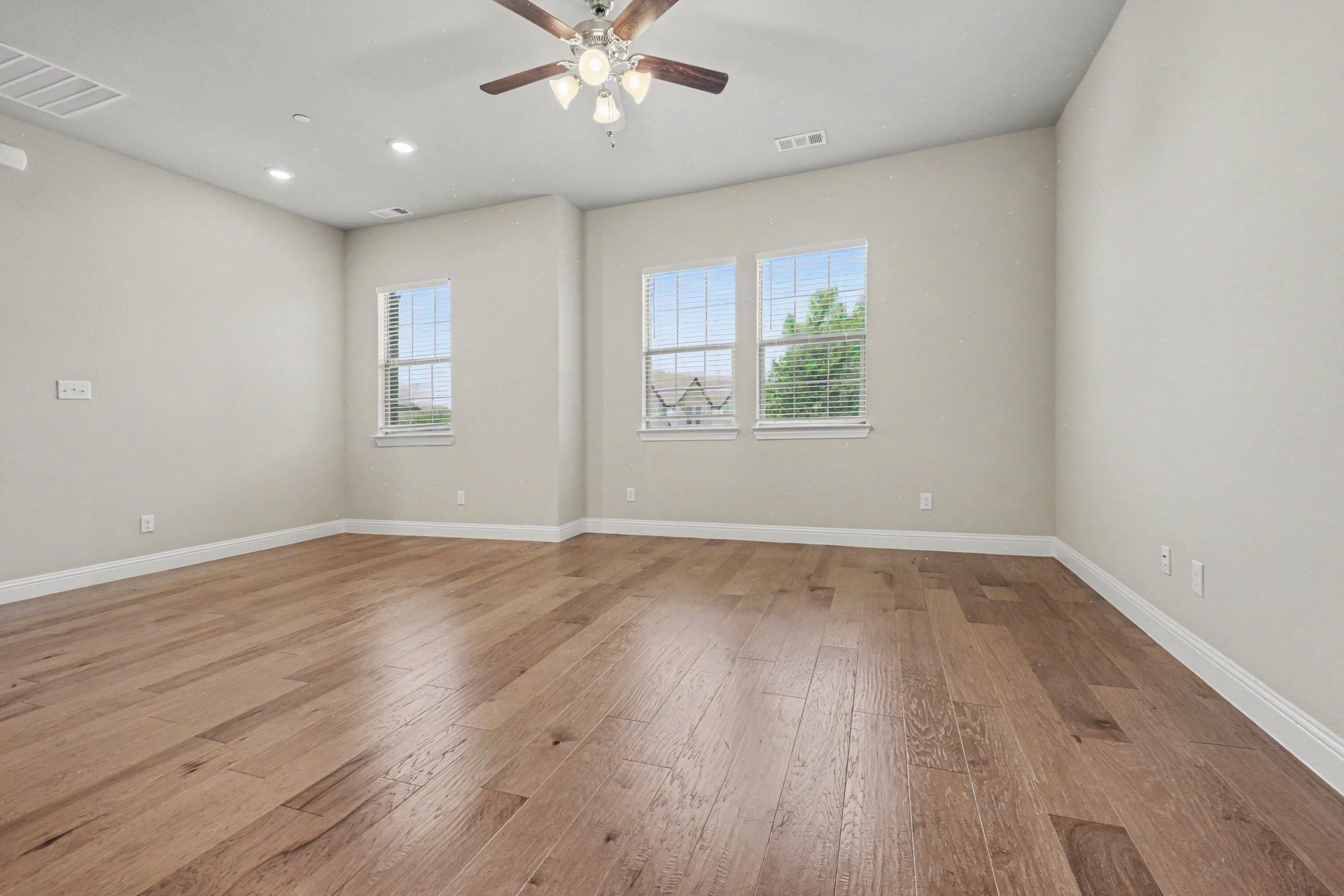 315 Ferndale Street Lewisville TX 75056