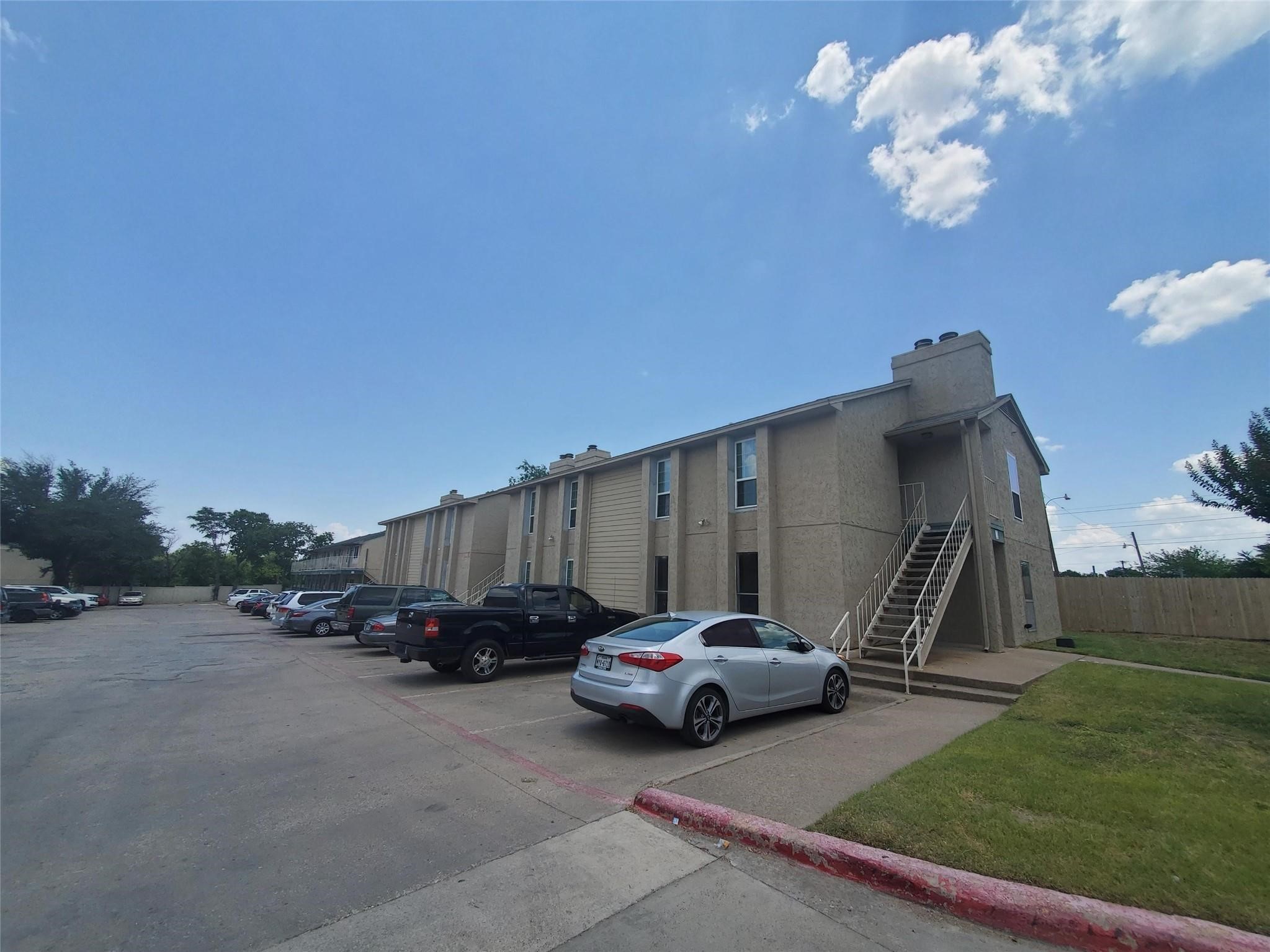 2840 Patricia Lane Garland TX 75041