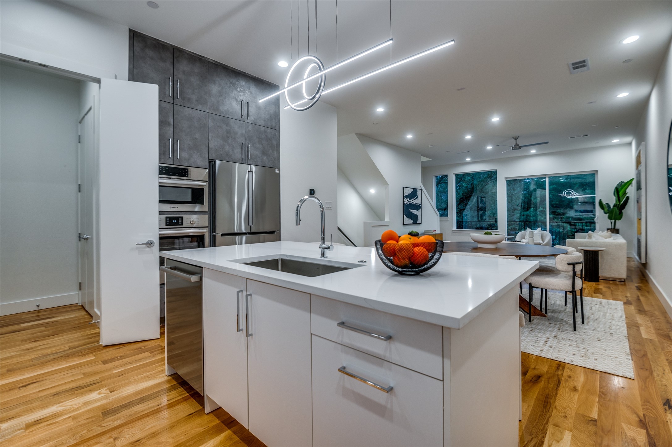 4125 N Reserve Lane Addison TX 75001