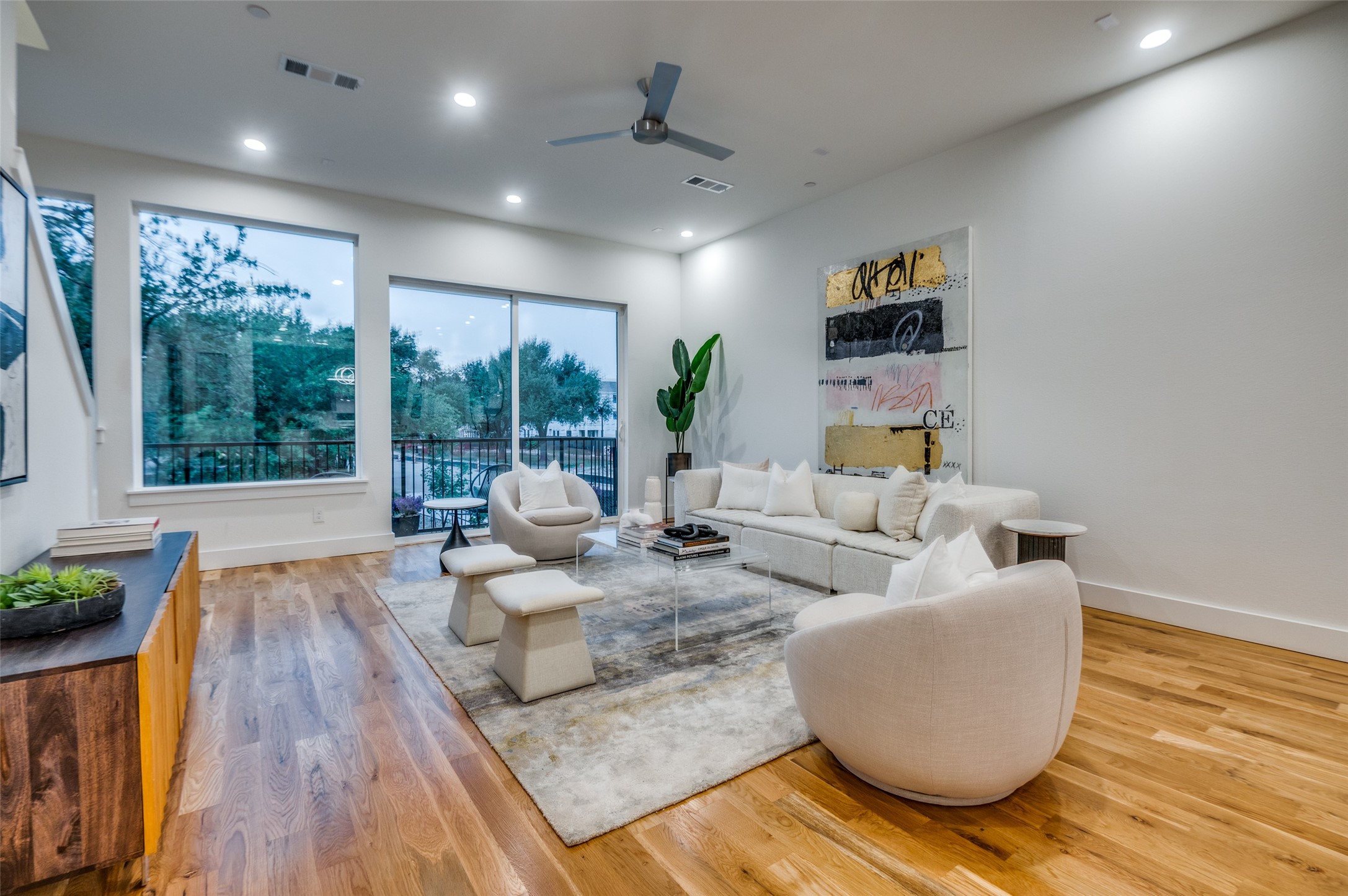 4125 N Reserve Lane Addison TX 75001