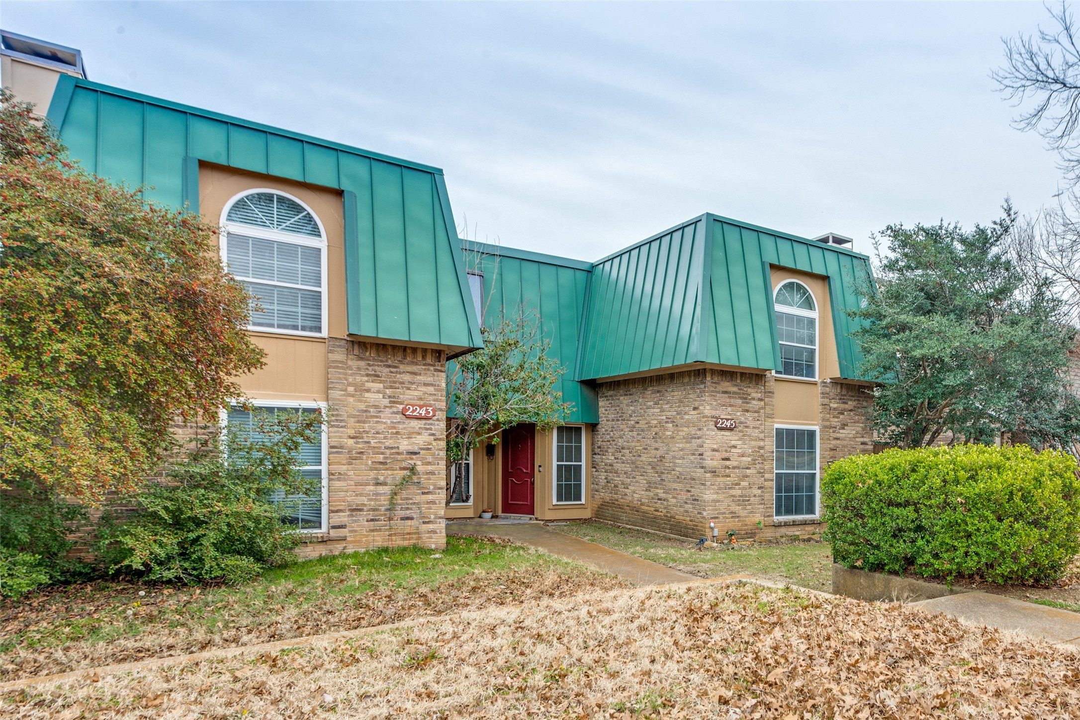 2245 Spanish Trail Arlington TX 76013