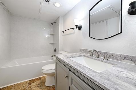 5808 Sandhurst Lane Dallas TX 75206