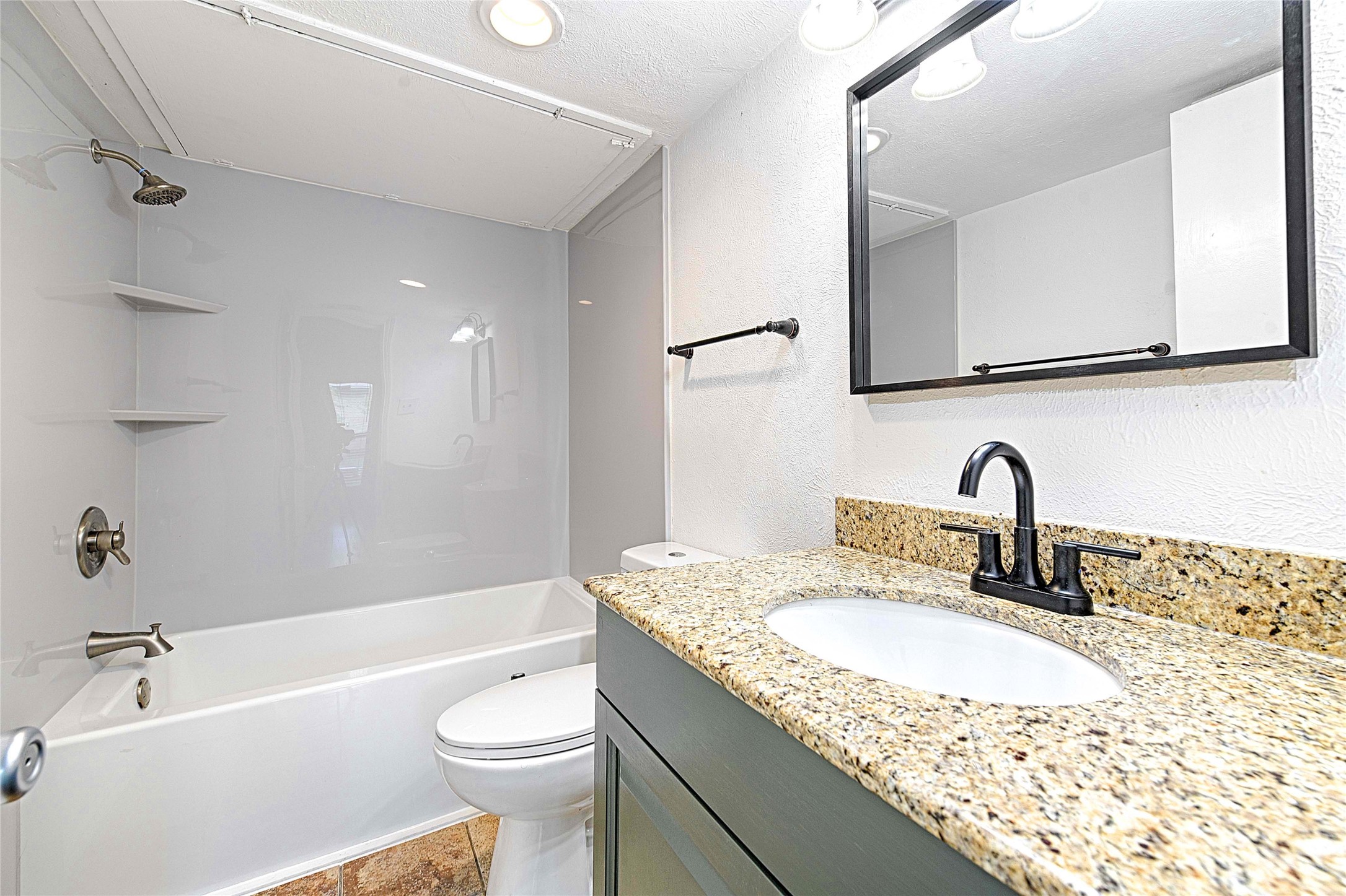 5808 Sandhurst Lane Dallas TX 75206