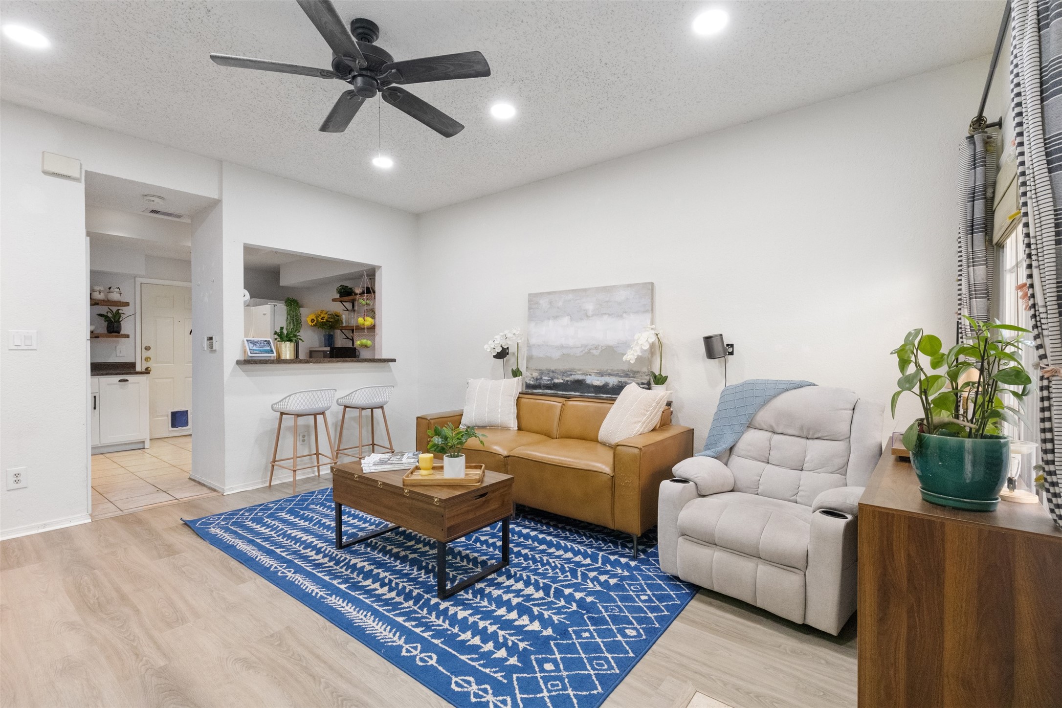 5590 Spring Valley Road Dallas TX 75254