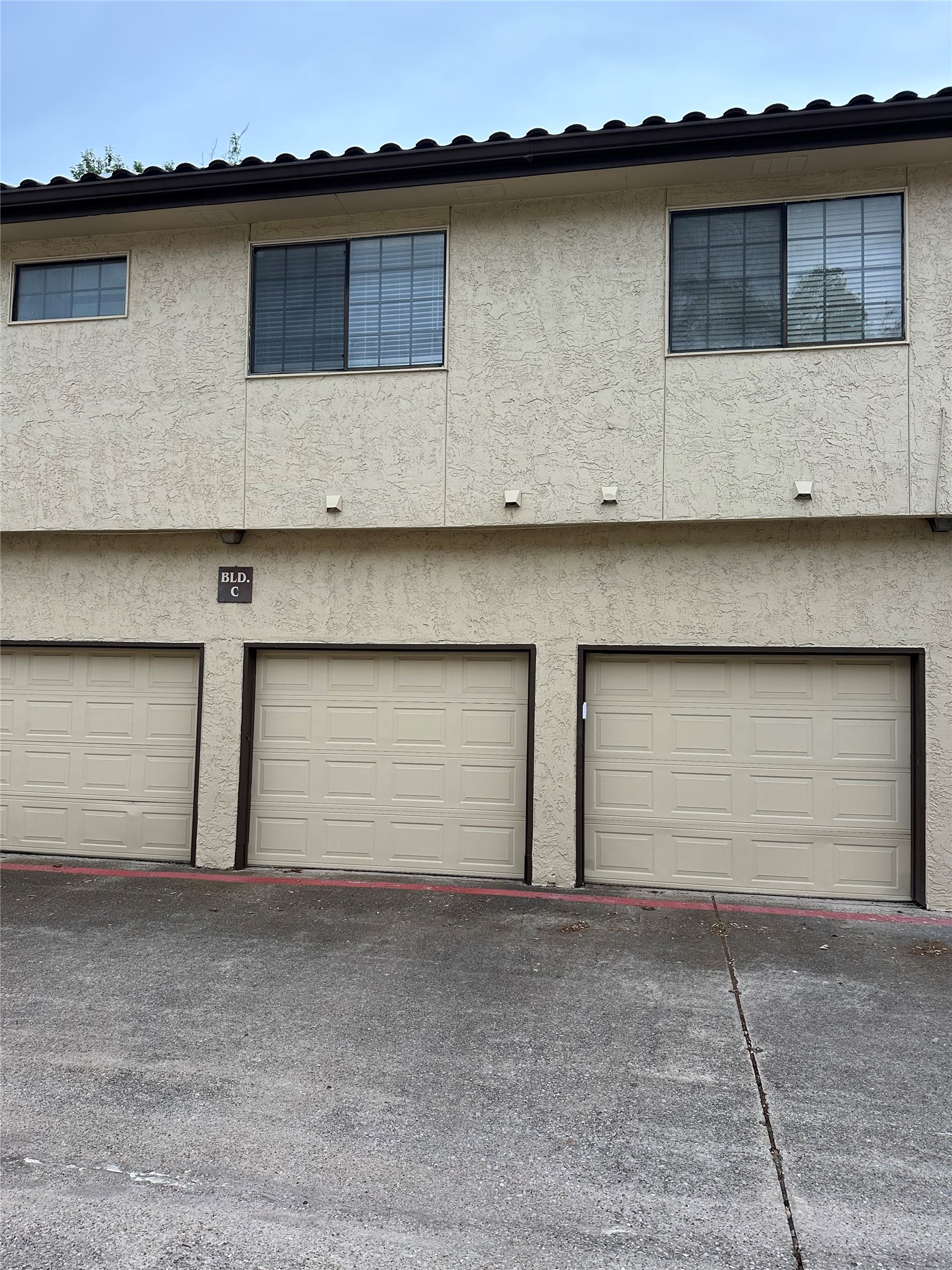 5590 Spring Valley Road Dallas TX 75254