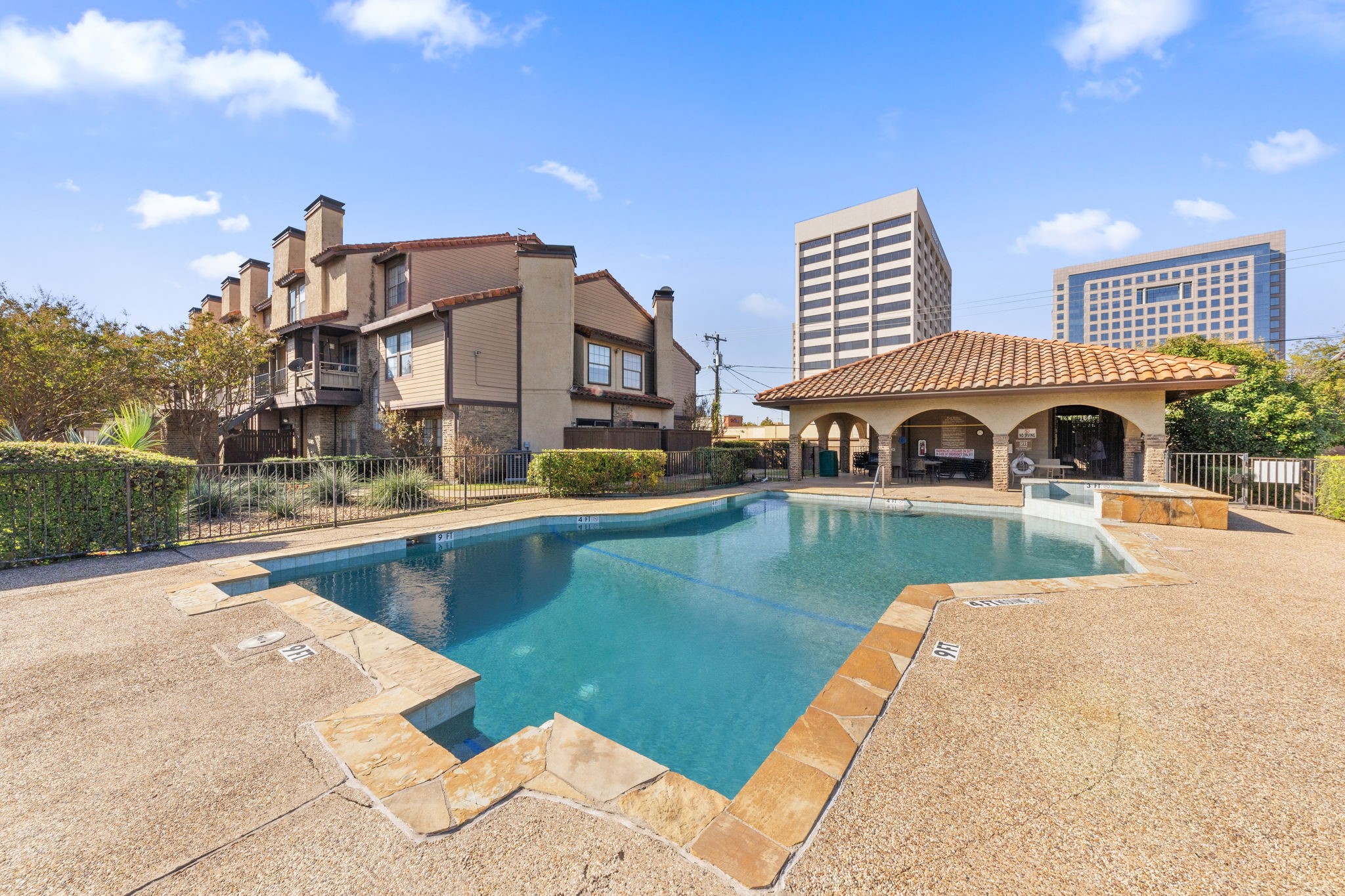 5757 E University Boulevard Dallas TX 75206