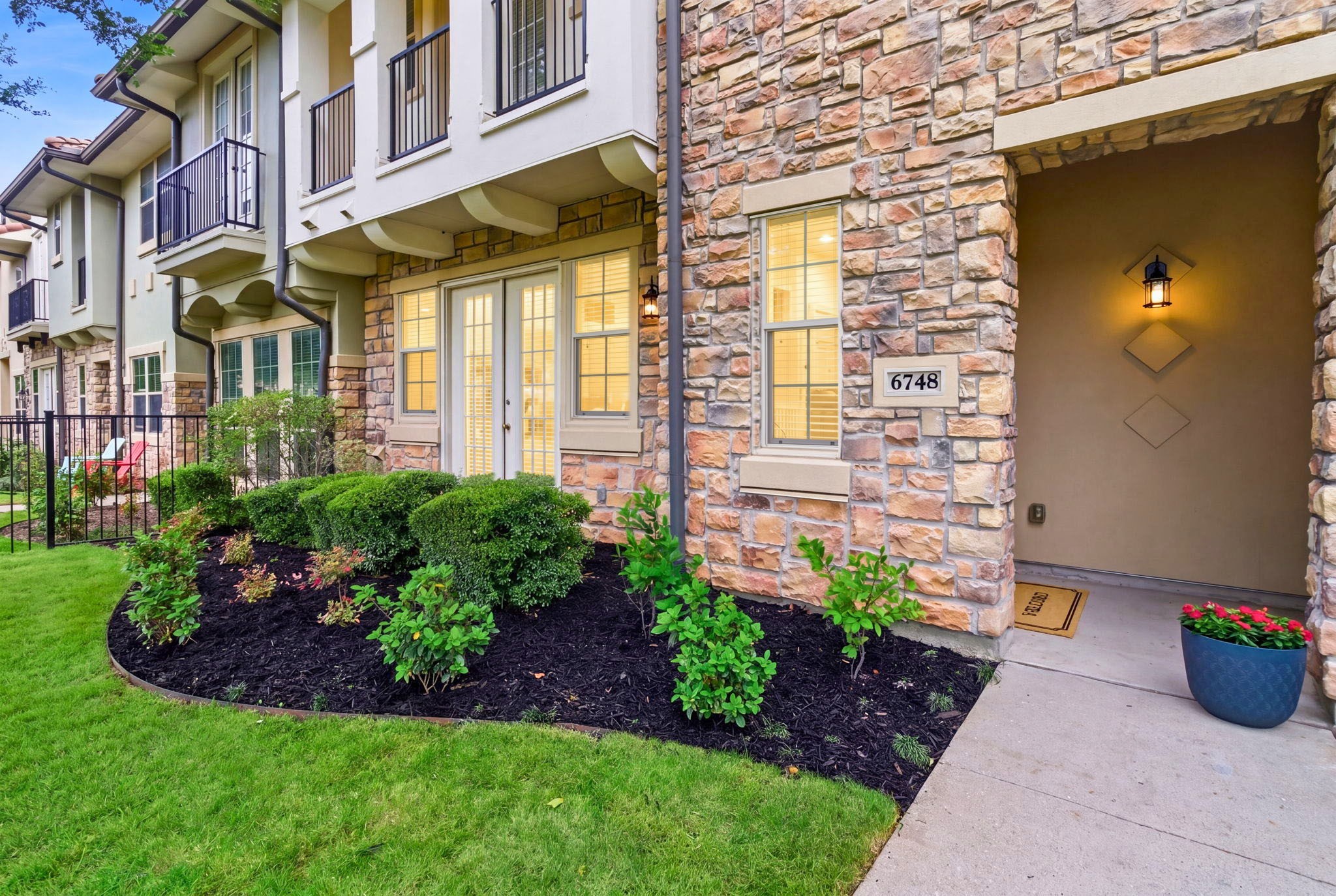 6748 San Roque Irving TX 75039