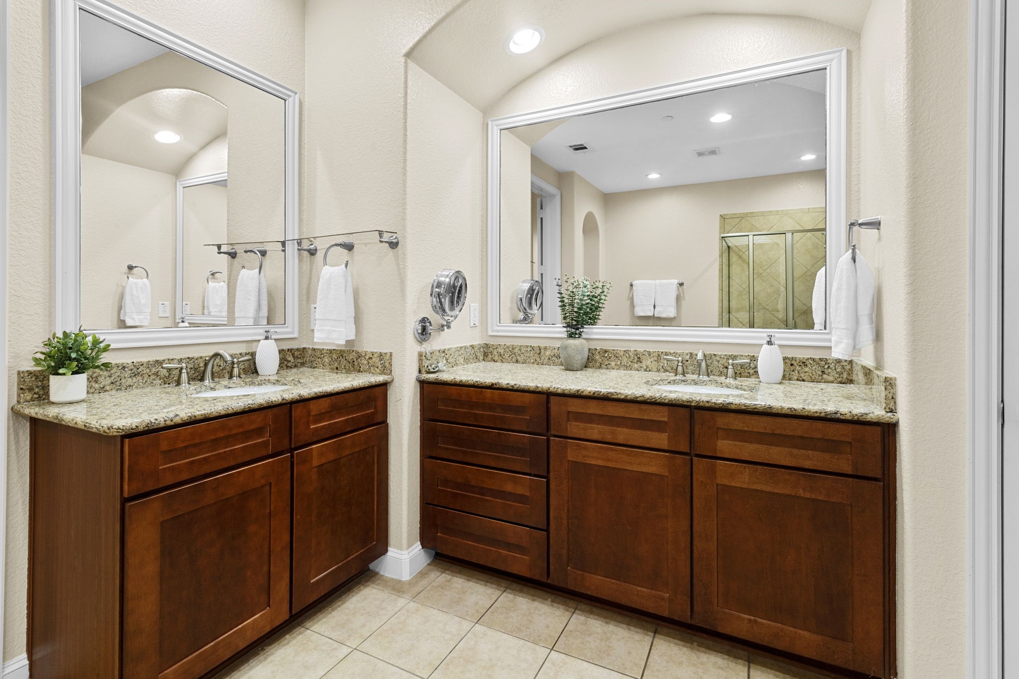6748 San Roque Irving TX 75039
