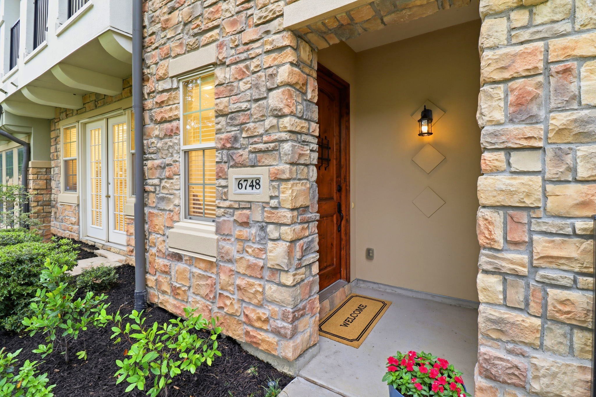 6748 San Roque Irving TX 75039