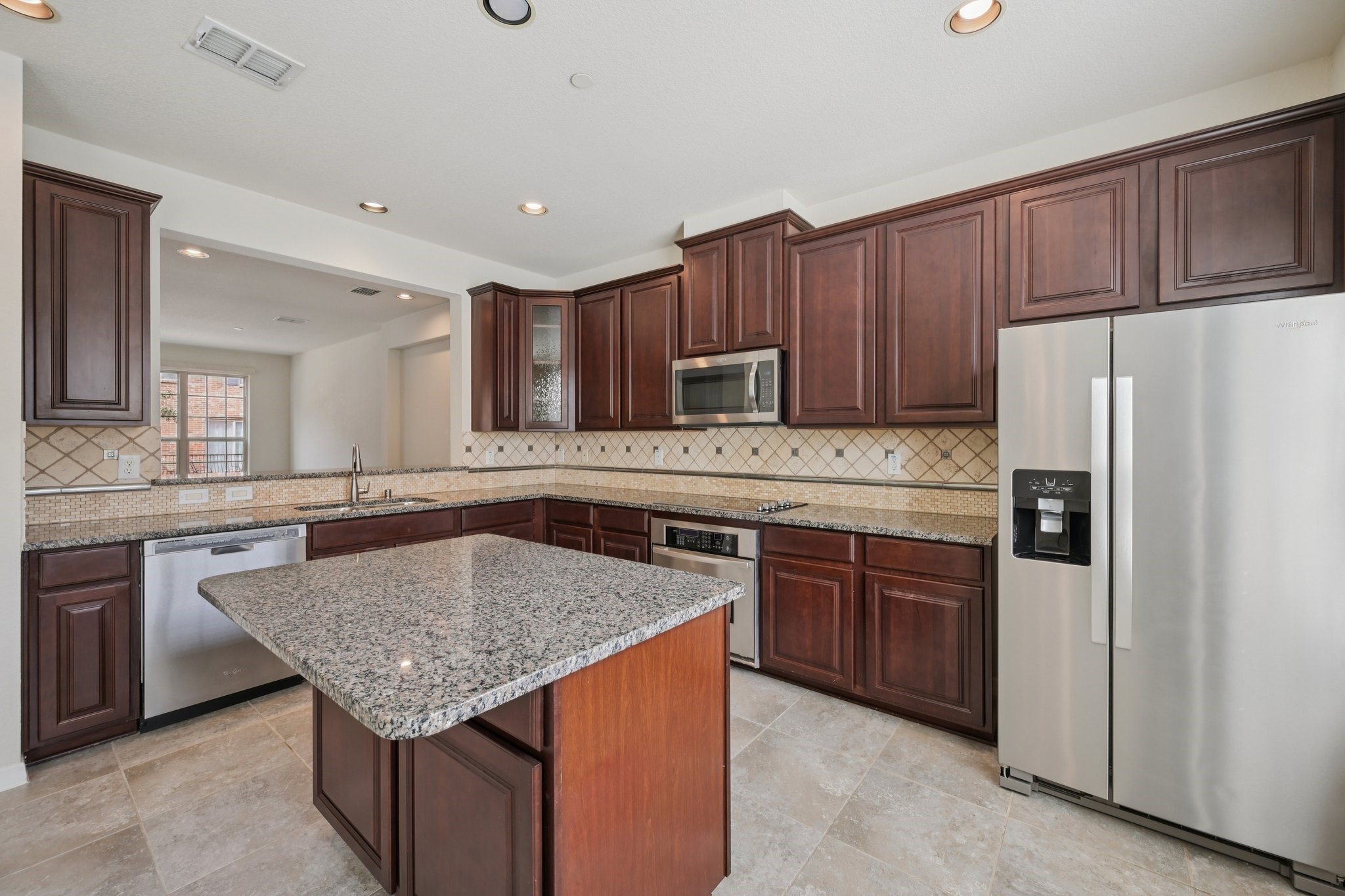 3934 Amberwood Drive Addison TX 75001