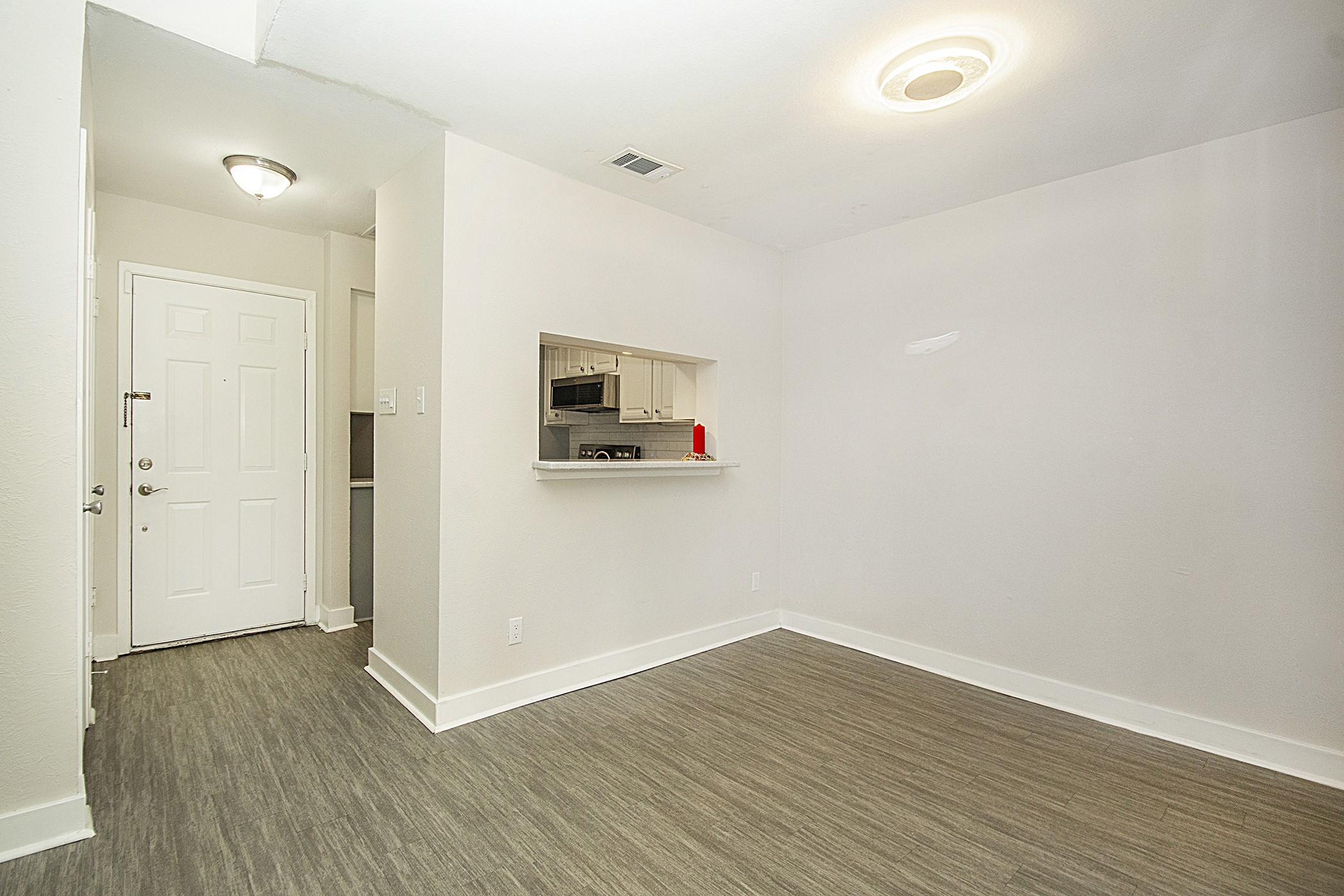 1104 Riverchase Lane Arlington TX 76011