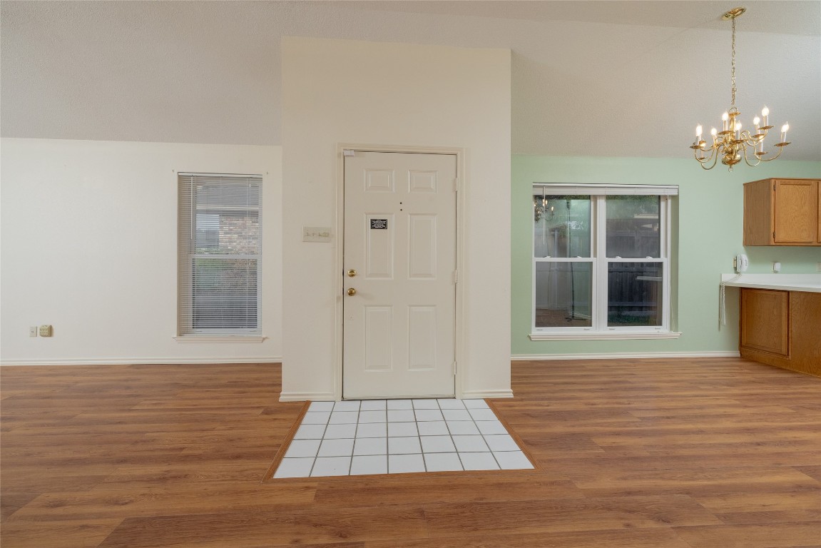 4315 Kelly Hill Drive Arlington TX 76017