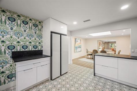 6226 Bandera Avenue Dallas TX 75225