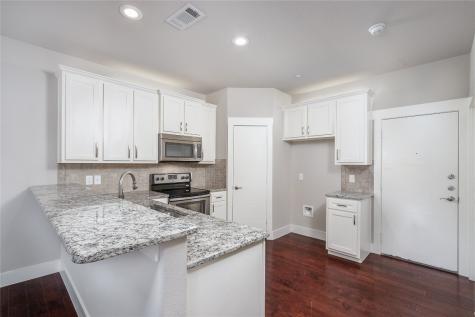 305 S Kealy Avenue Lewisville TX 75057
