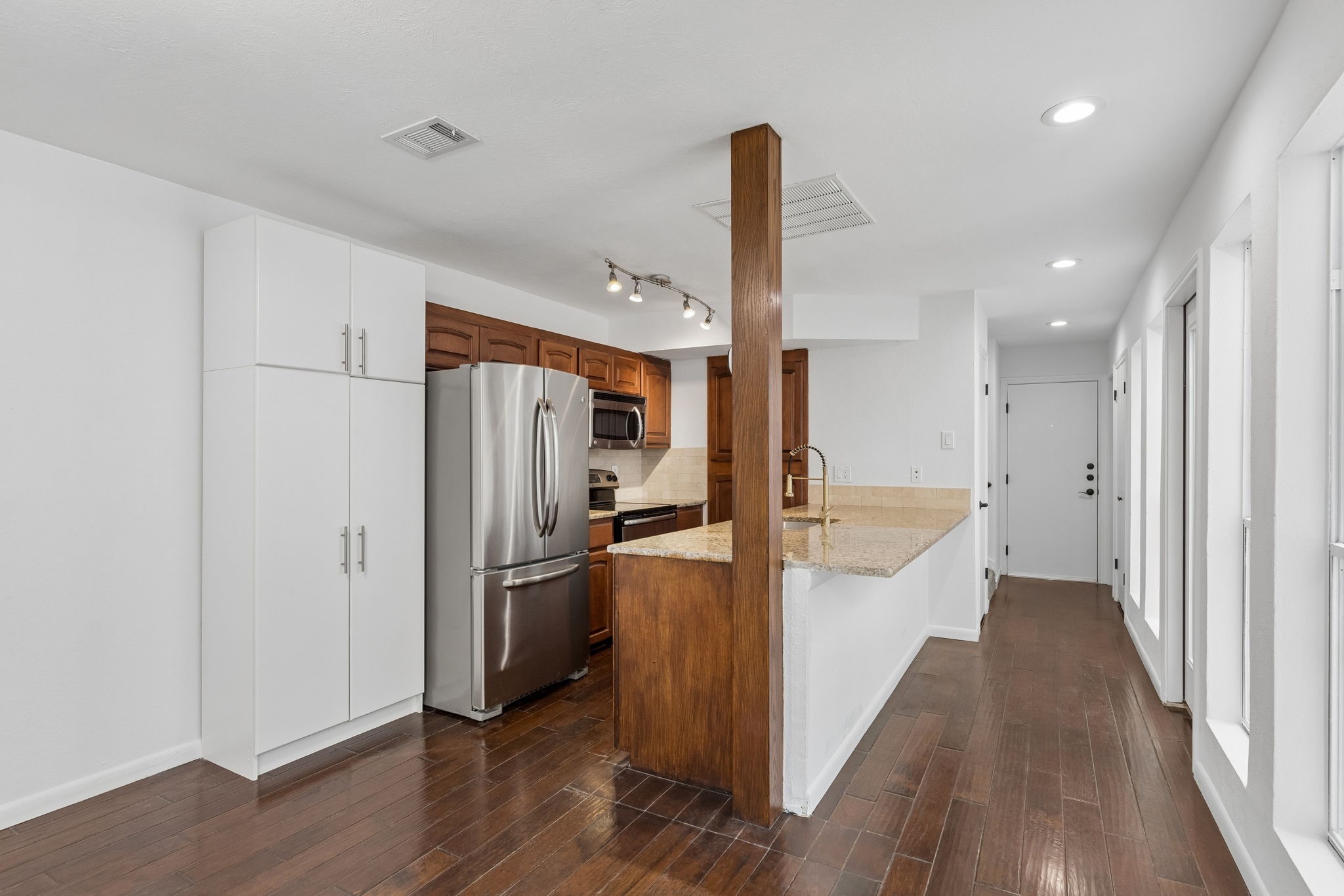 3227 Elizabeth Street Dallas TX 75204