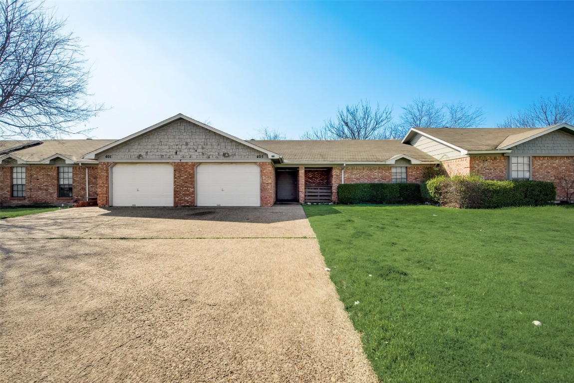 405 Asbury Drive Saginaw TX 76179