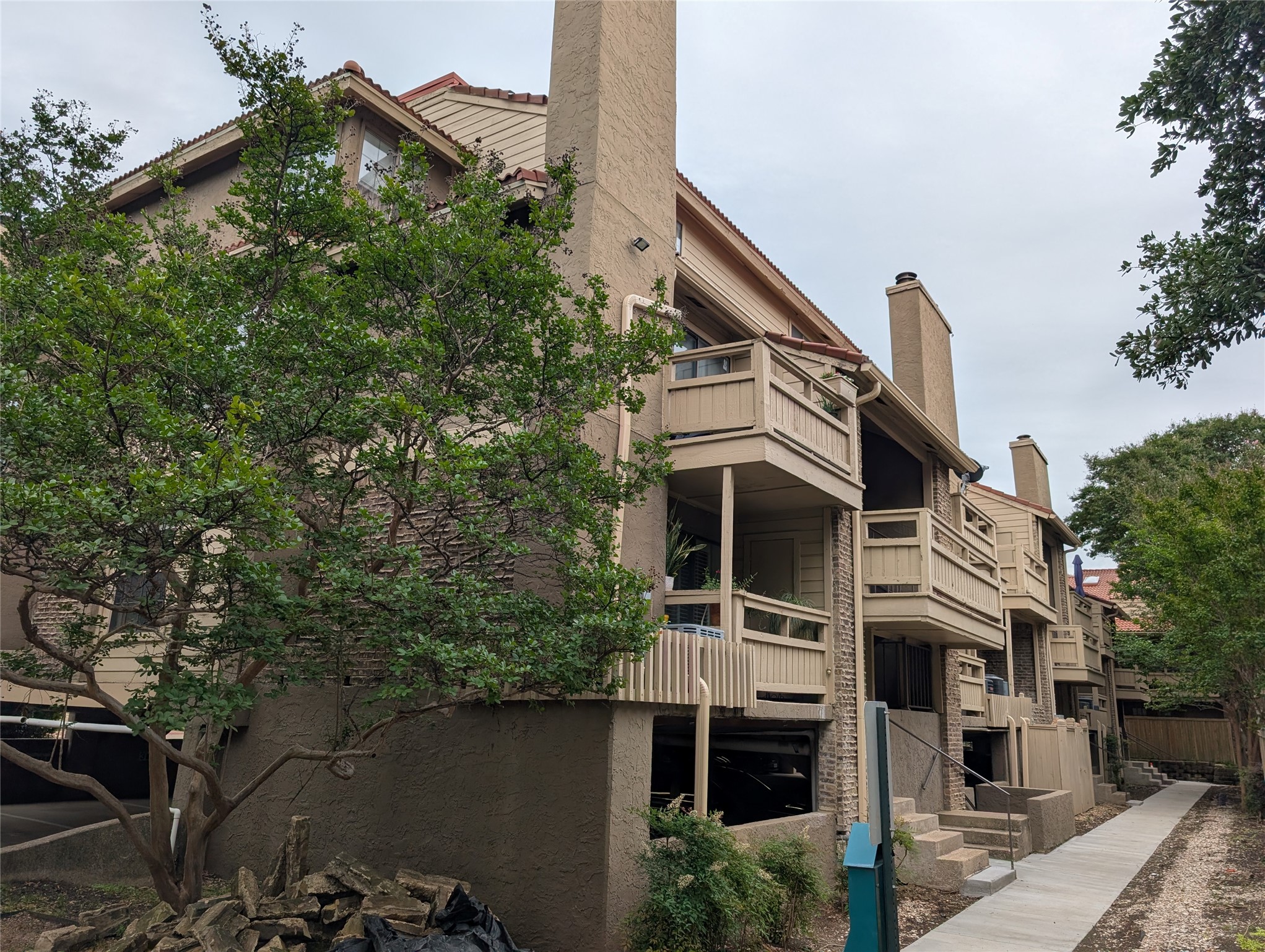 5200 Martel Avenue Dallas TX 75206